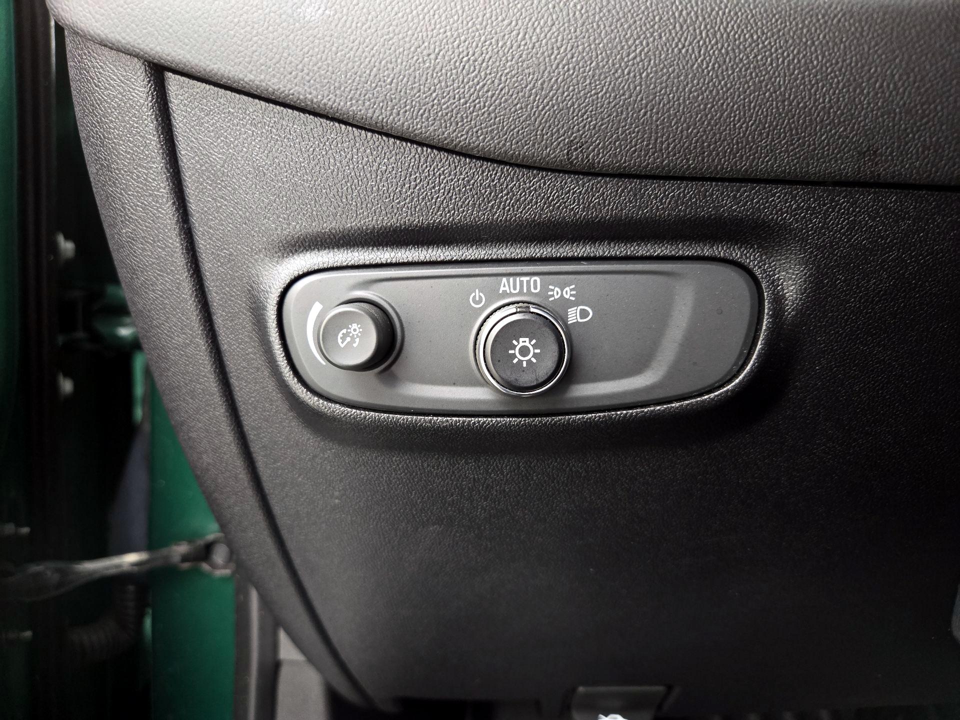 Thumbnail: 2019 Chevrolet Equinox - 13