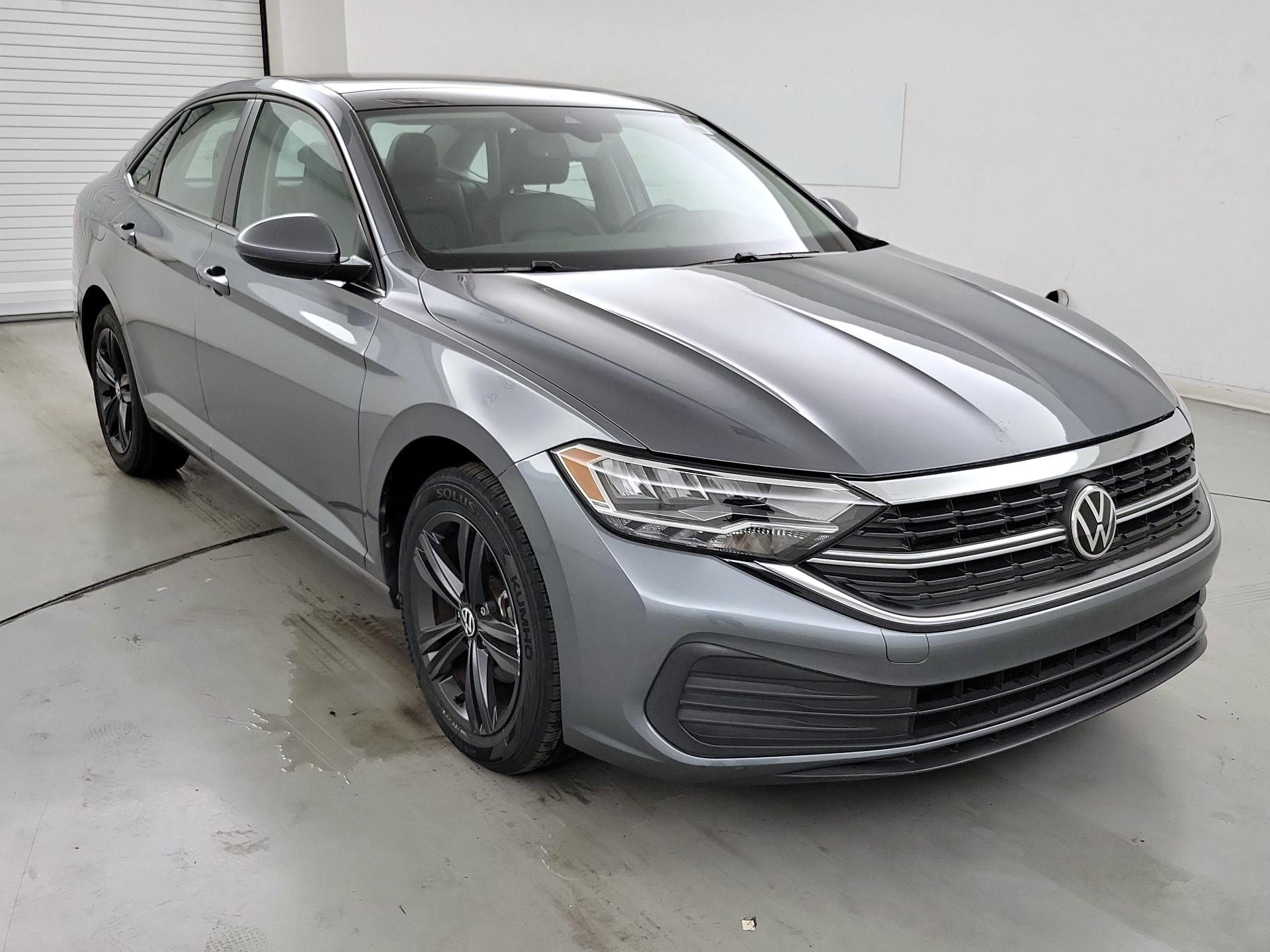 Thumbnail: 2022 Volkswagen Jetta - 1
