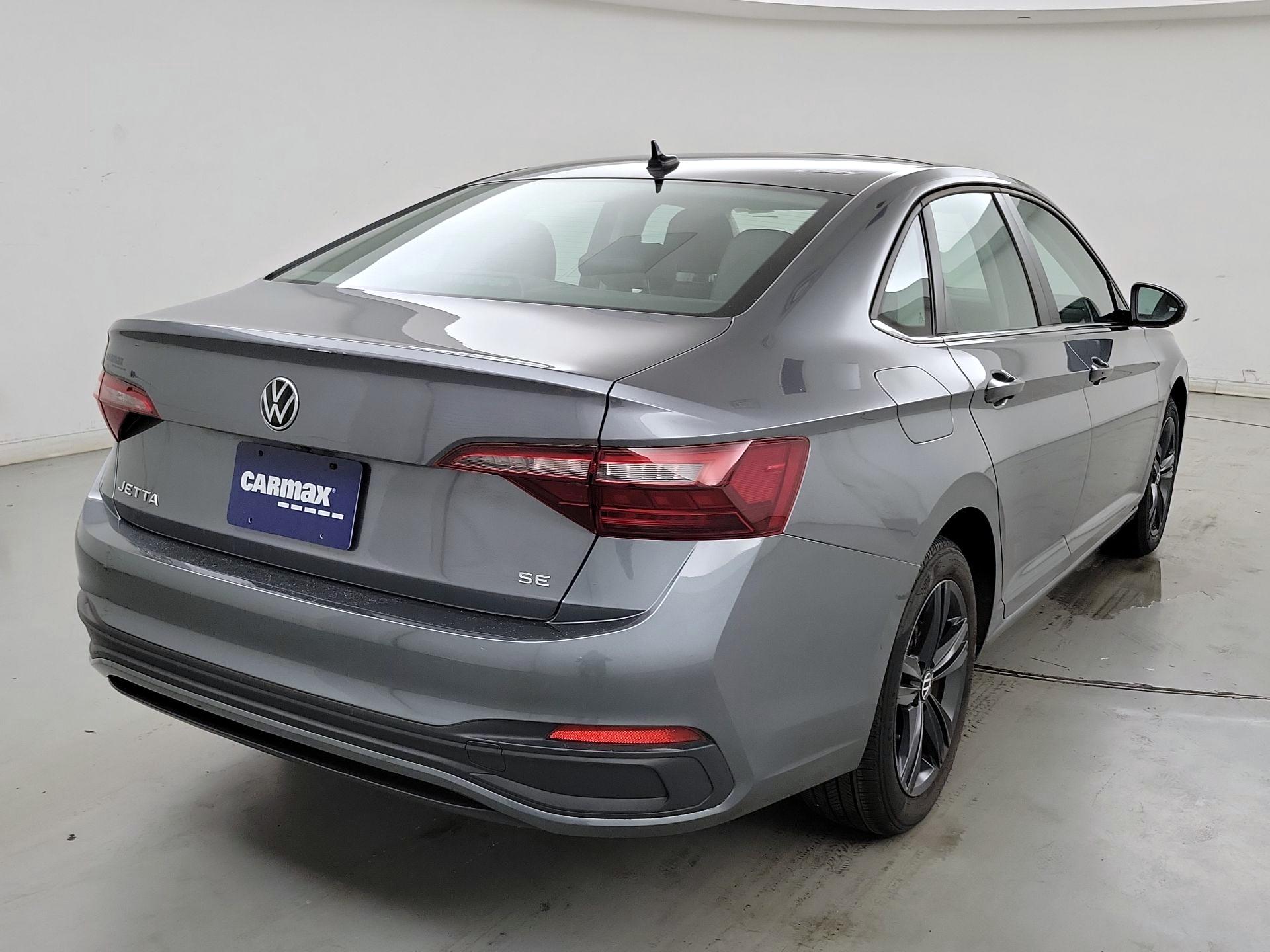 Thumbnail: 2022 Volkswagen Jetta - 5