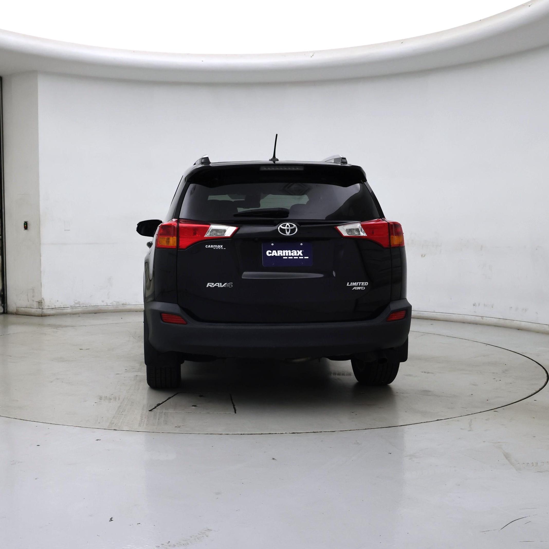 Thumbnail: 2015 Toyota RAV4 - 6