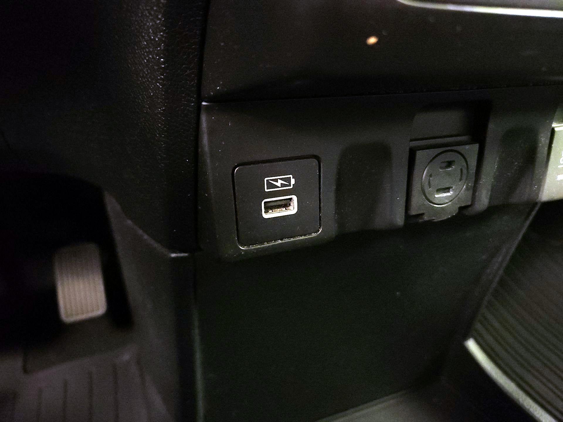 Thumbnail: 2022 Honda Odyssey - 18