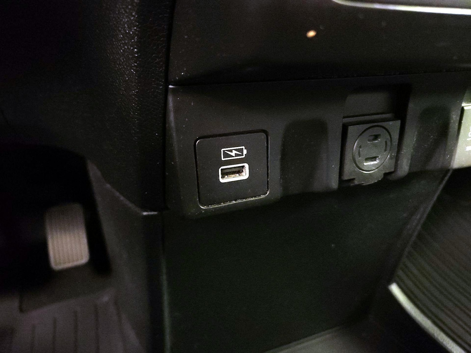 2022 Honda Odyssey Elite - Photo 19
