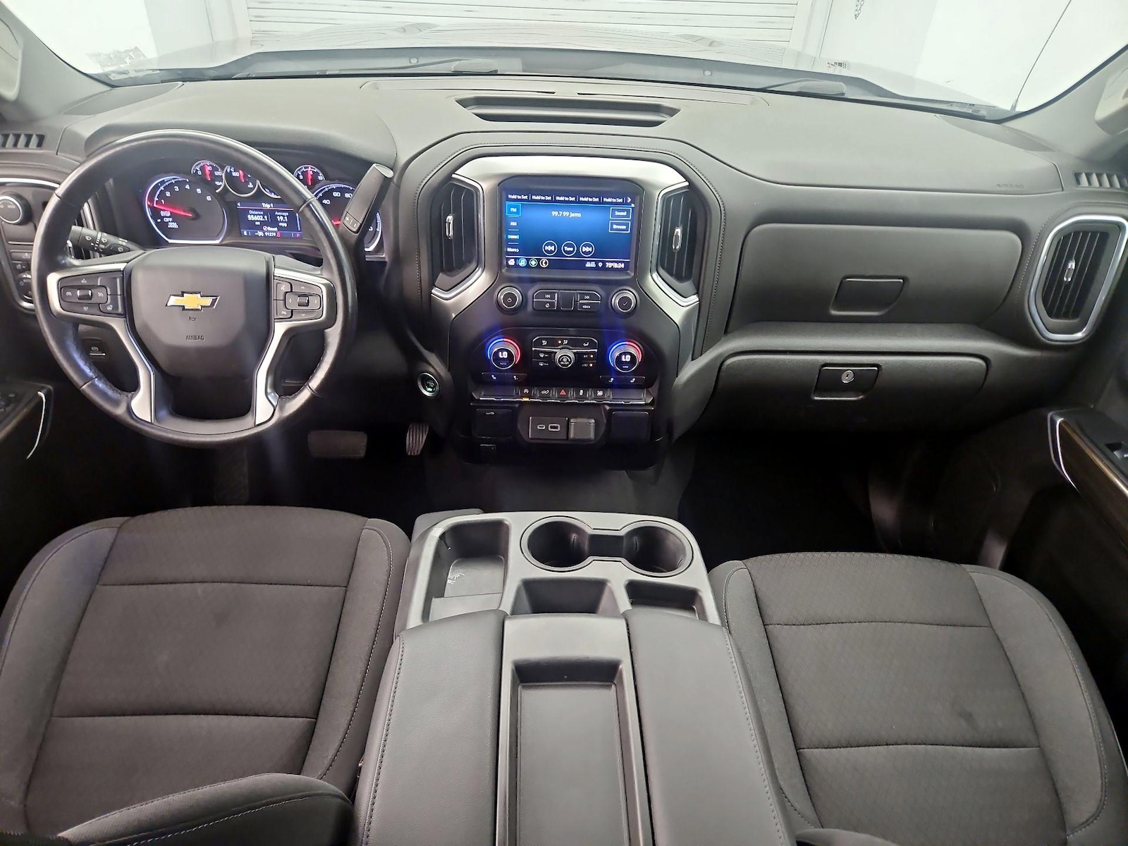 2022 Chevrolet Silverado 1500 Limited LT - Photo 10