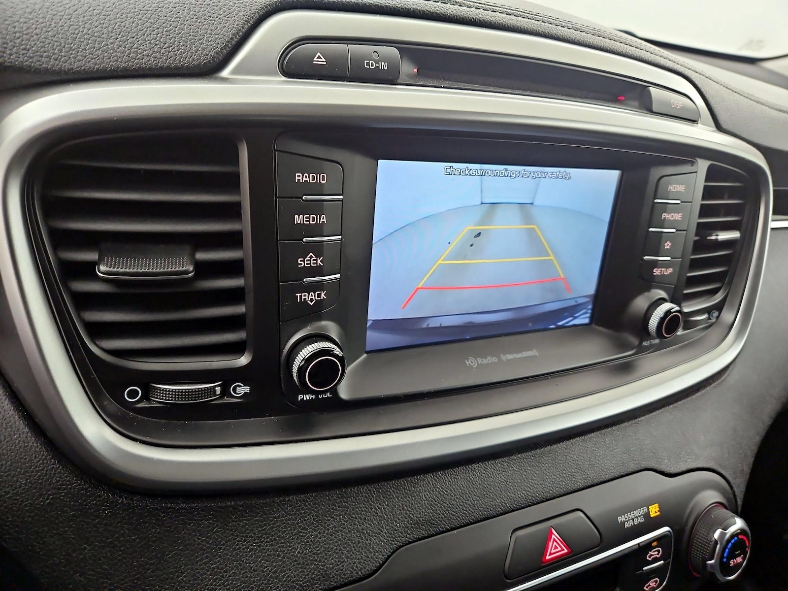 2019 Kia Sorento LX - Photo 15