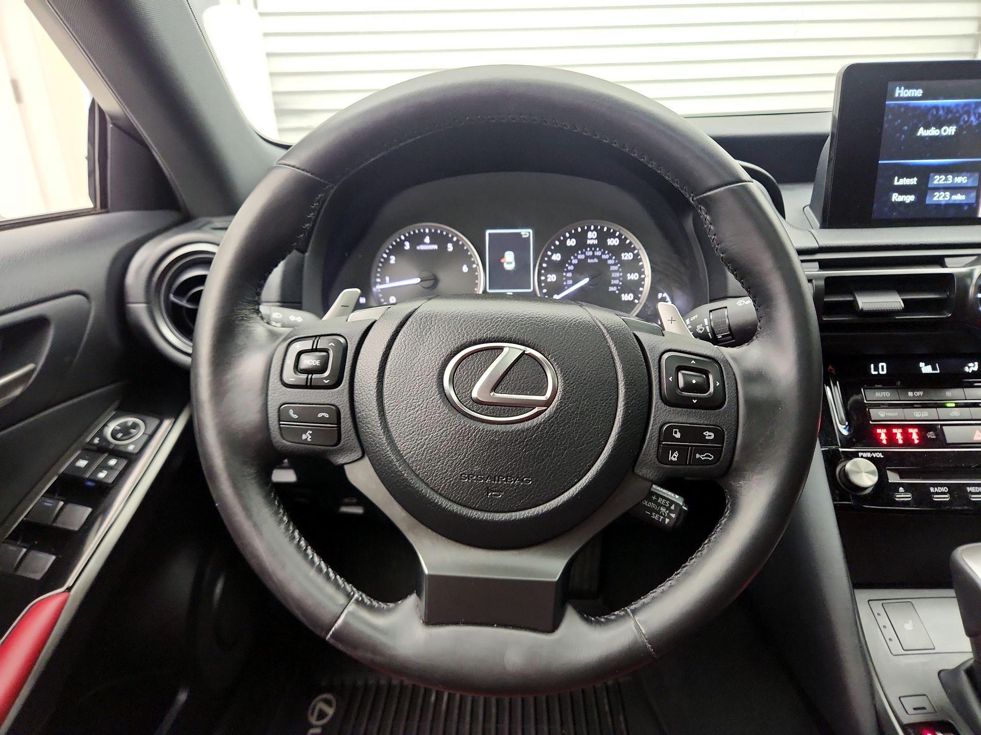 Thumbnail: 2024 Lexus IS - 10