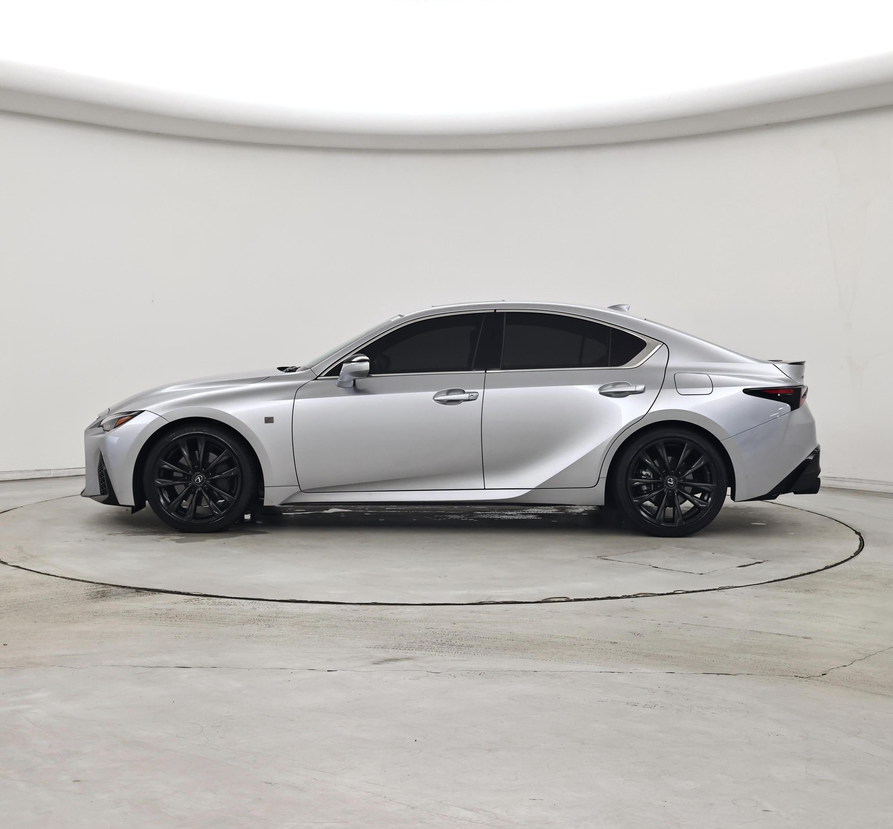 Thumbnail: 2024 Lexus IS - 3