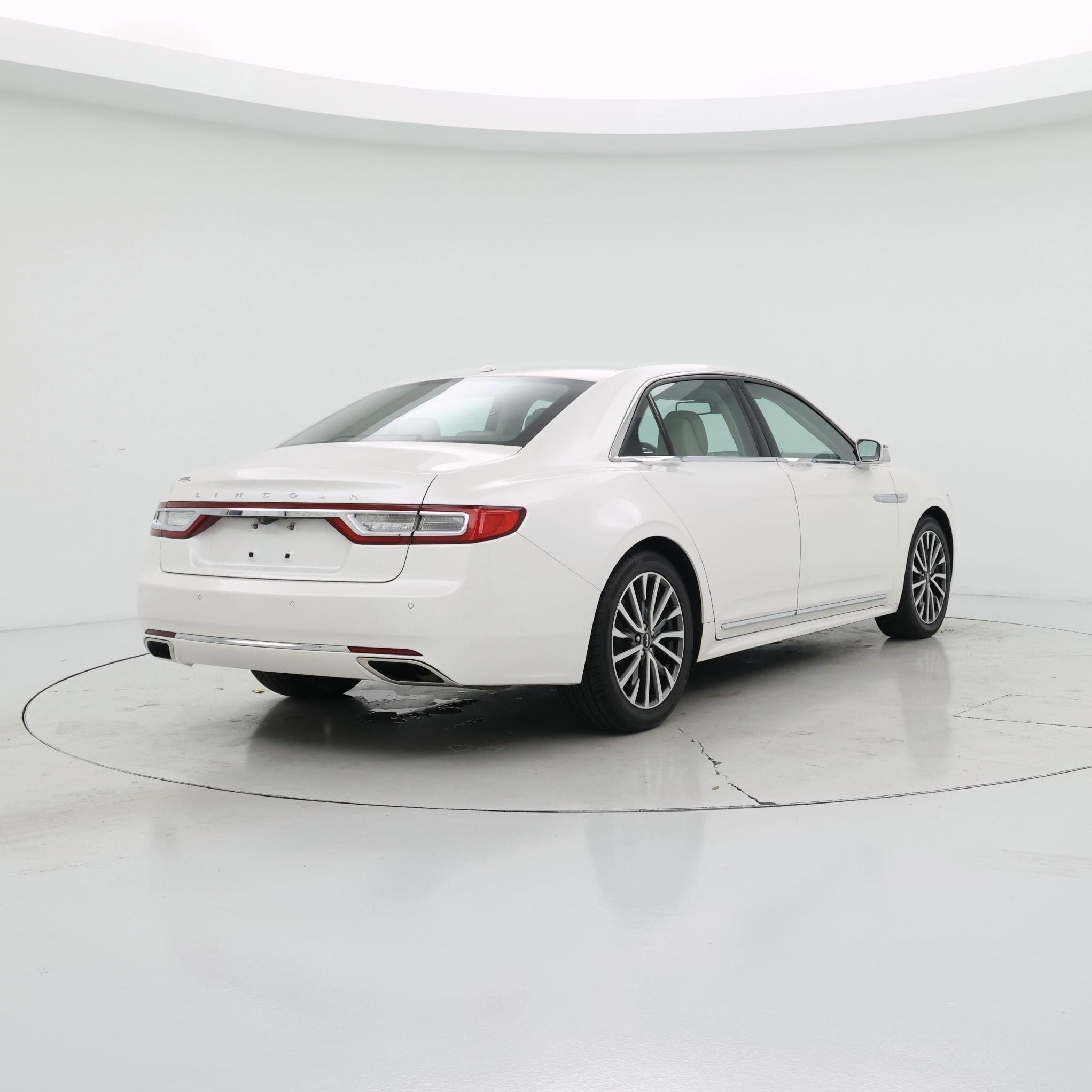 Thumbnail: 2017 Lincoln Continental - 8