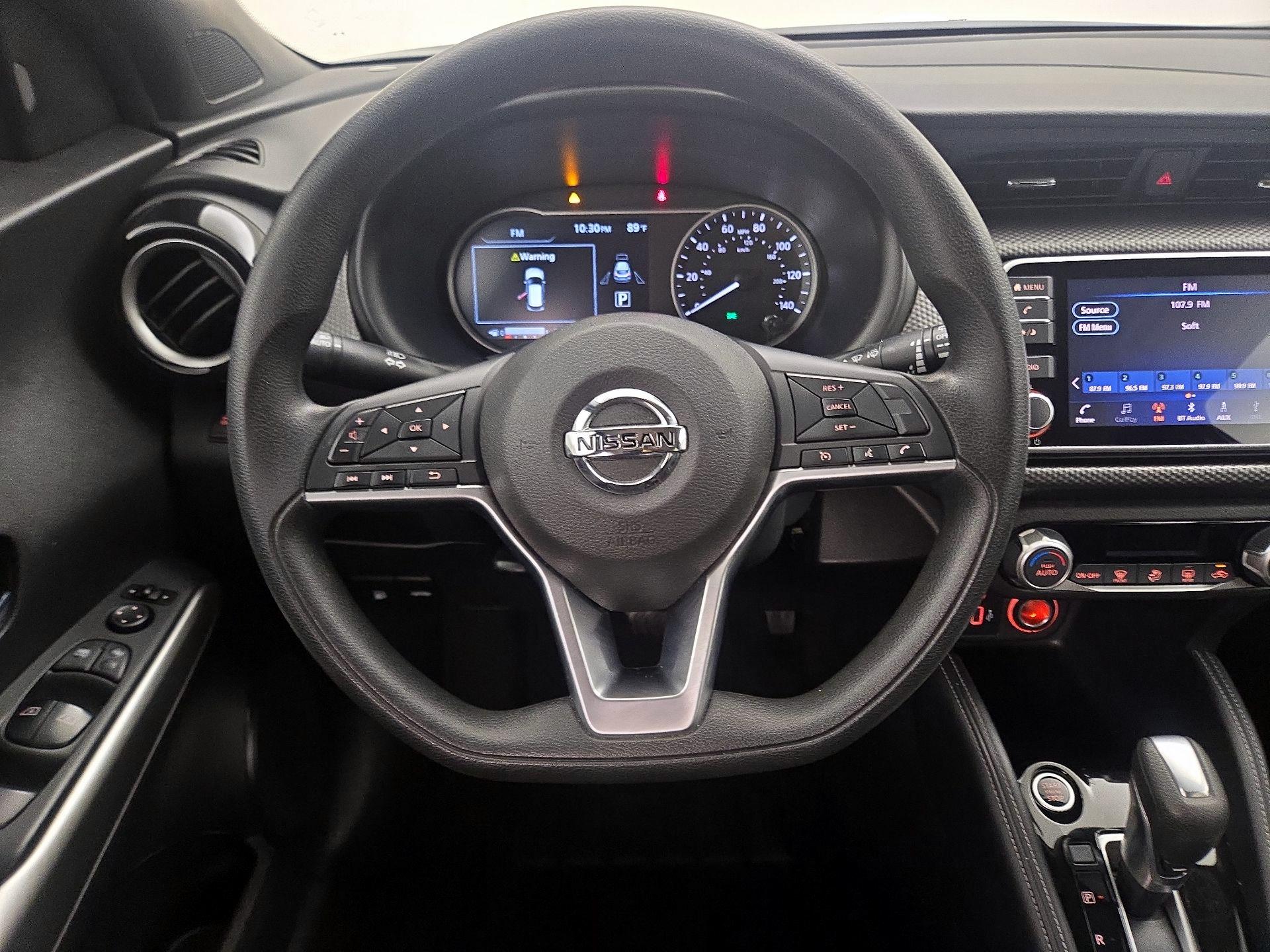 Thumbnail: 2019 Nissan Kicks - 10
