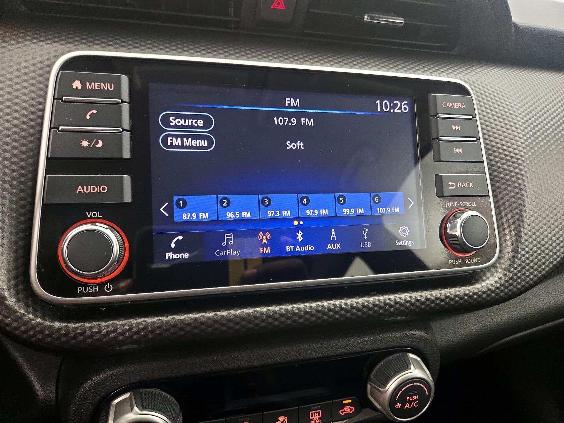 Thumbnail: 2019 Nissan Kicks - 15