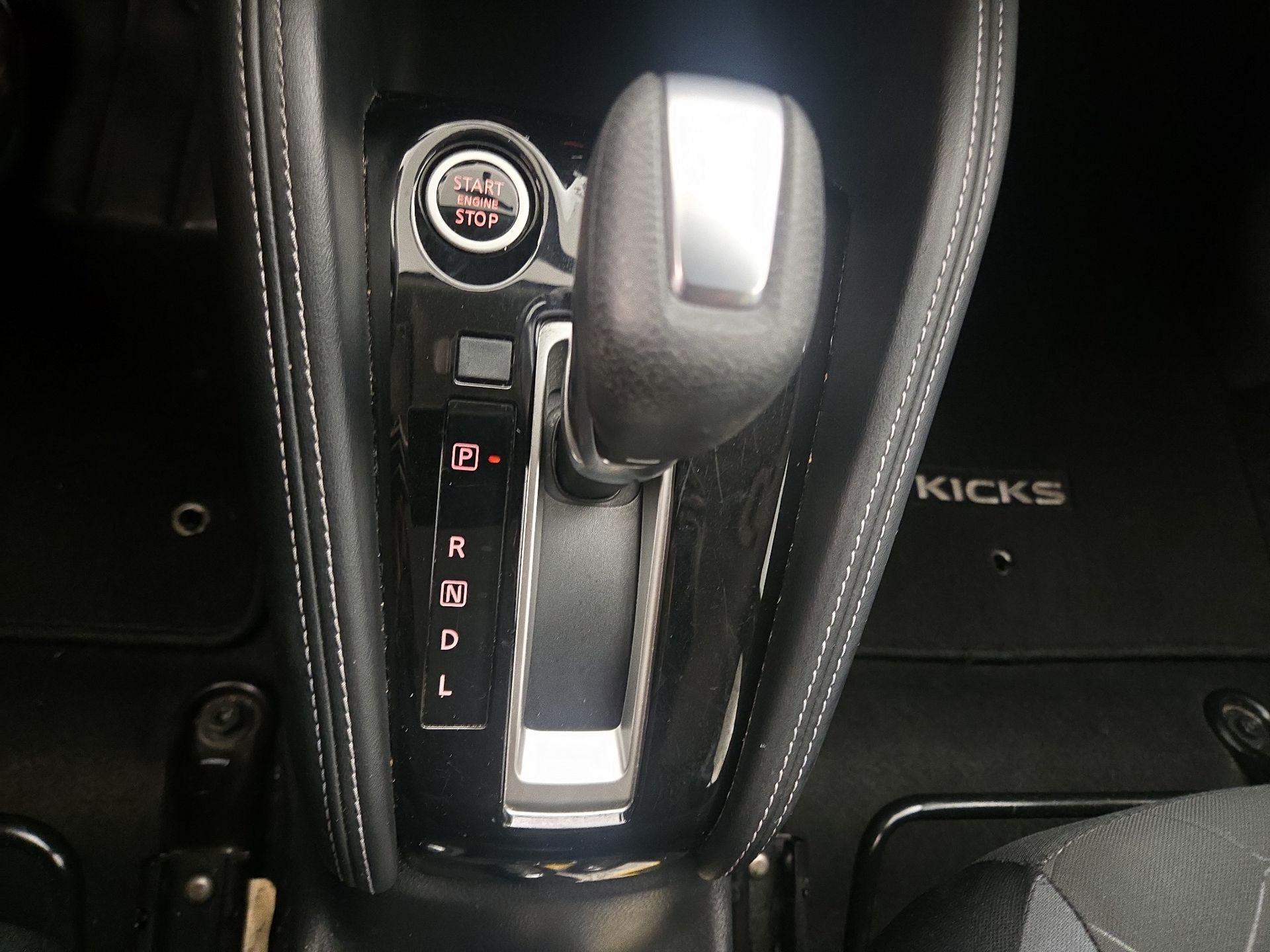 Thumbnail: 2019 Nissan Kicks - 17