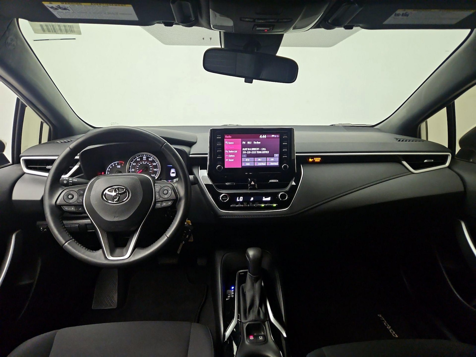 2020 Toyota Corolla SE - Photo 10