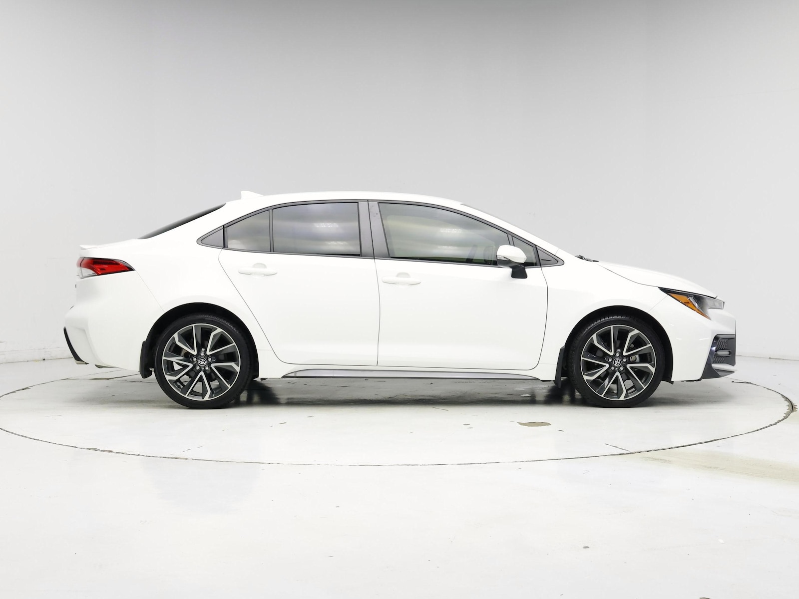 2020 Toyota Corolla SE - Photo 8