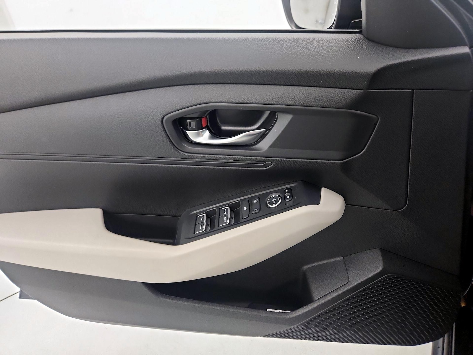 2023 Honda Accord LX - Photo 13