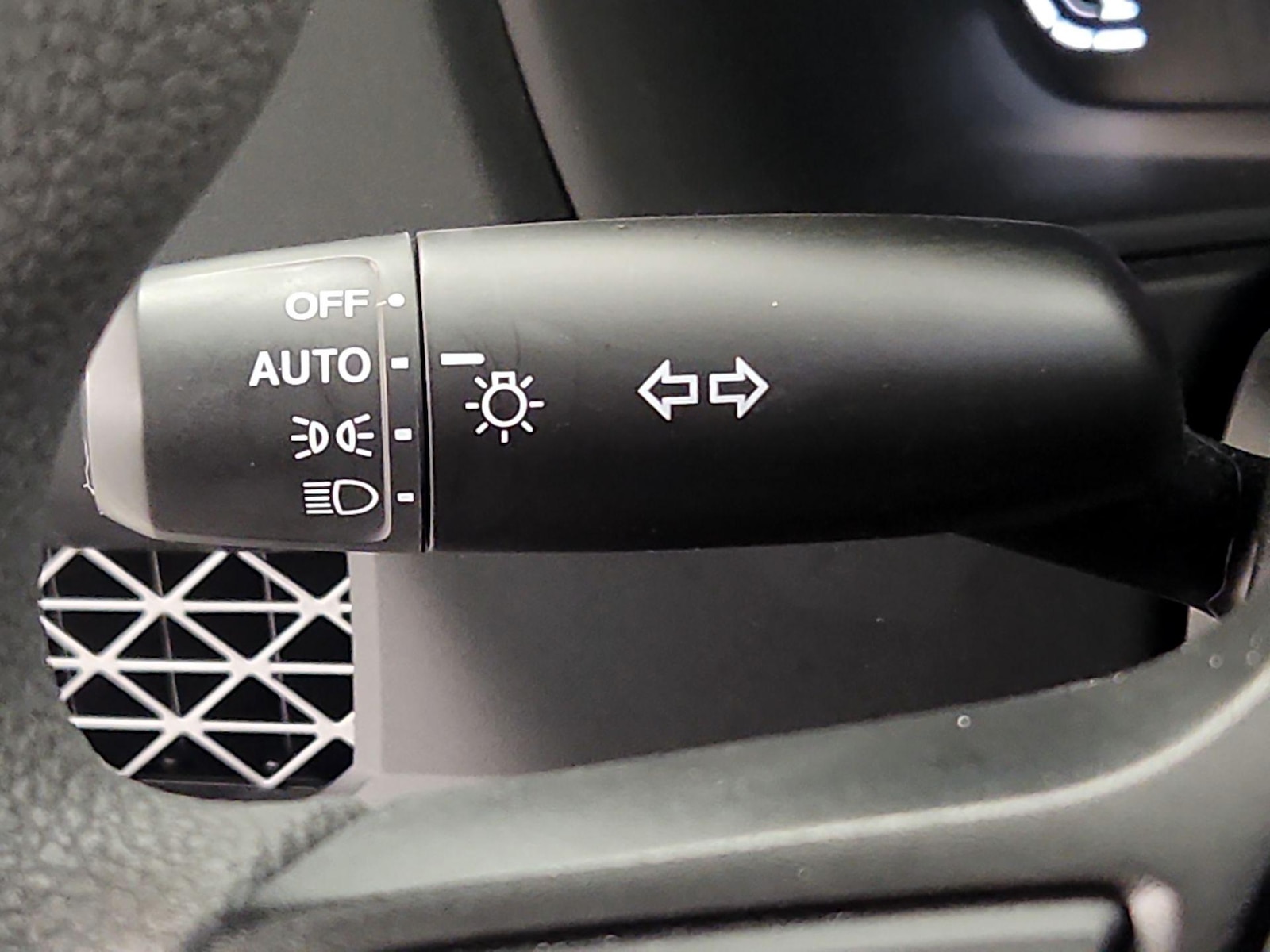 2023 Honda Accord LX - Photo 14