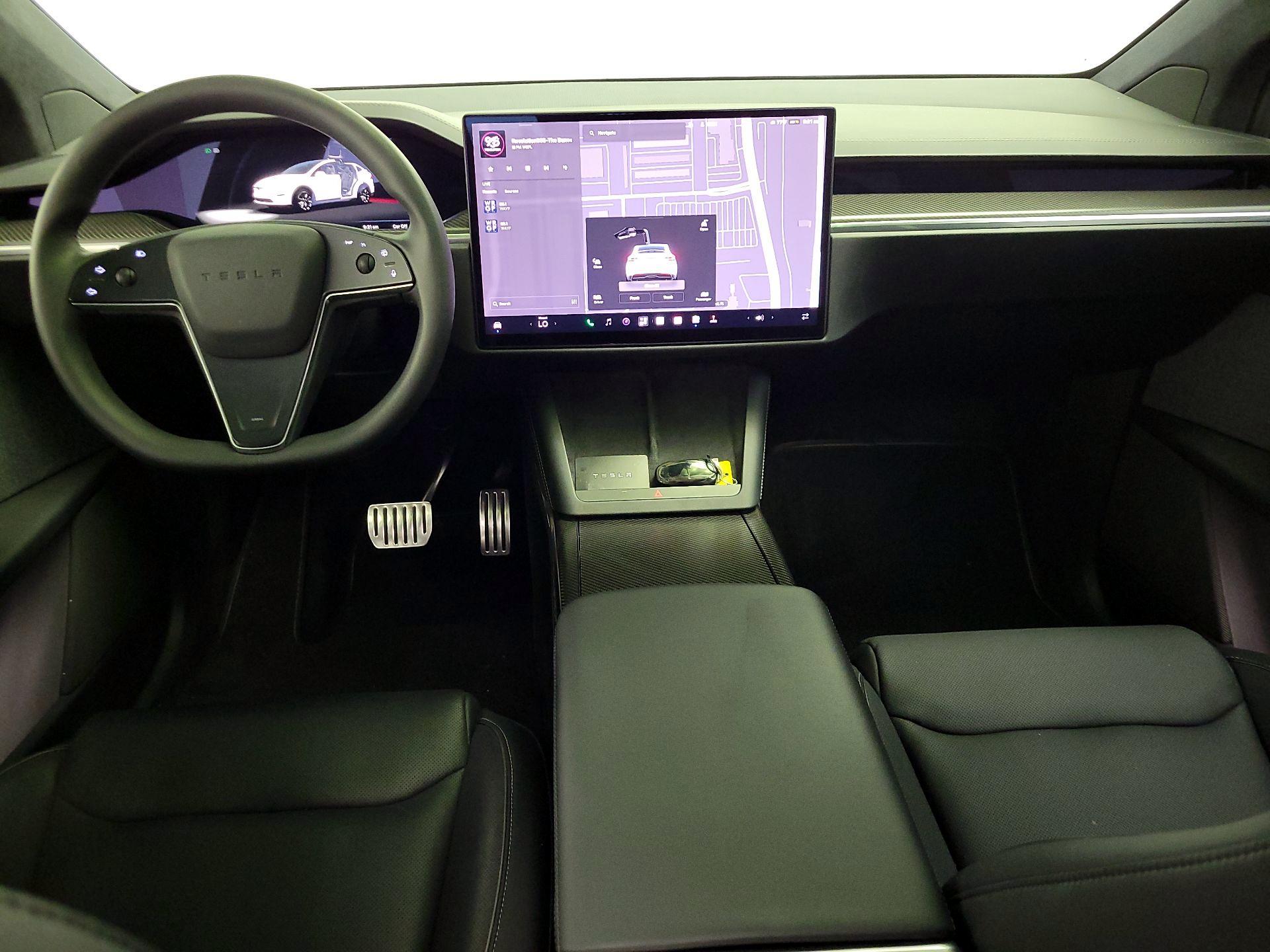 Thumbnail: 2022 Tesla Model X - 9