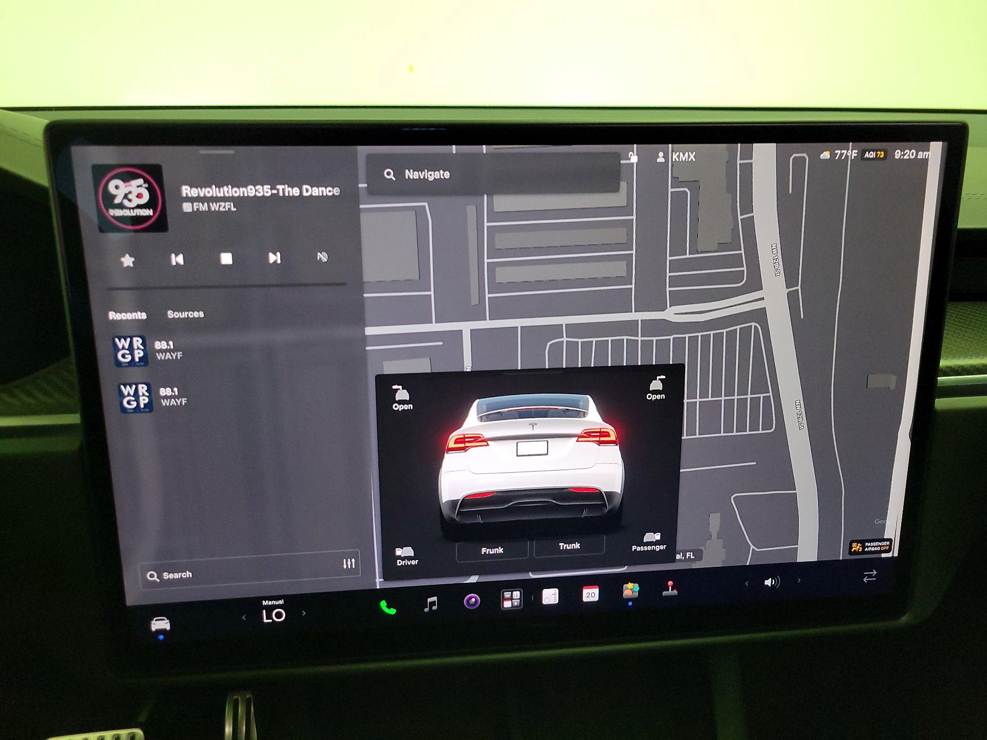 Thumbnail: 2022 Tesla Model X - 13