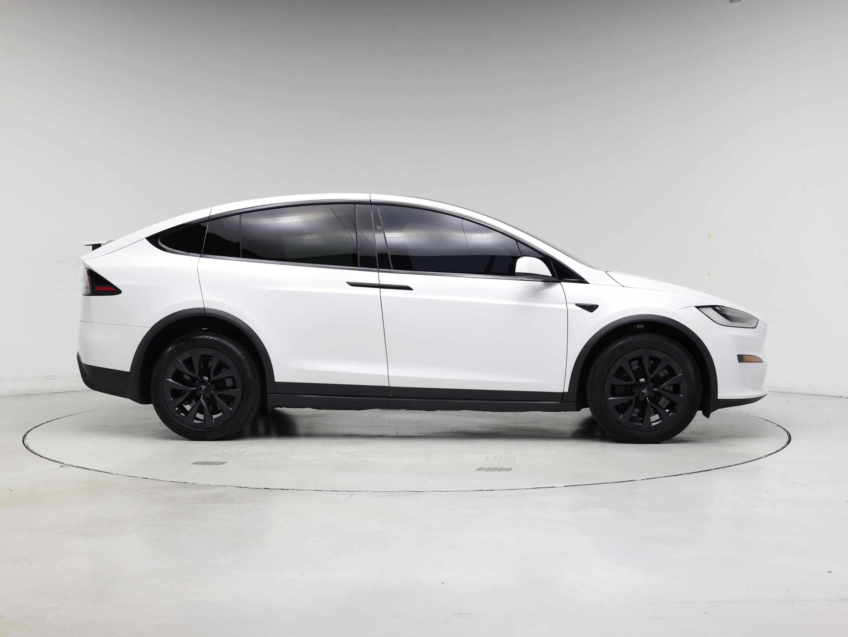 Thumbnail: 2022 Tesla Model X - 7