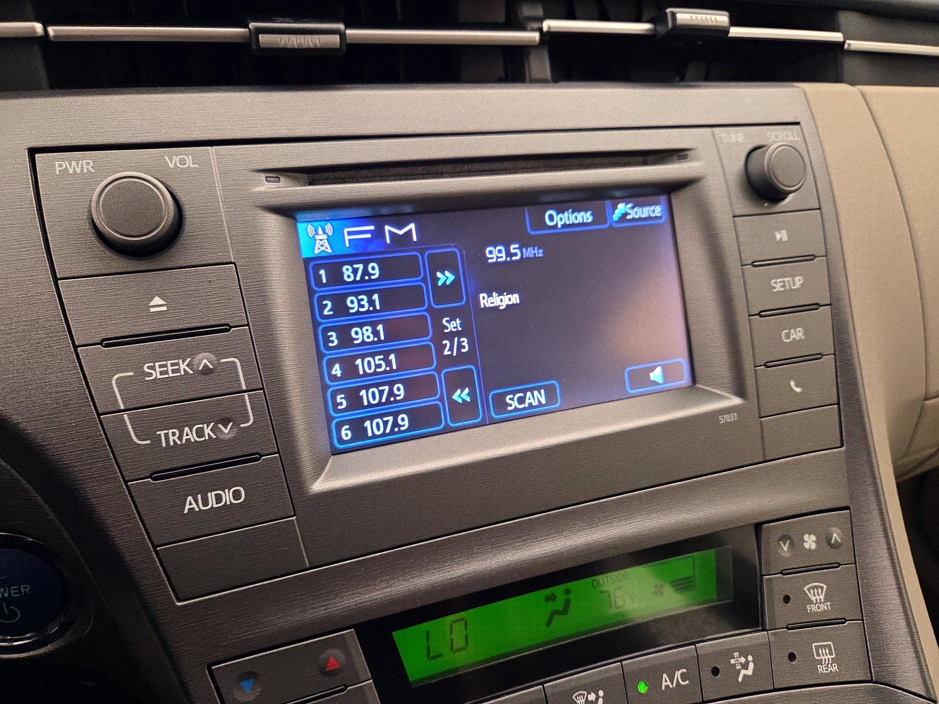 Thumbnail: 2015 Toyota Prius - 15