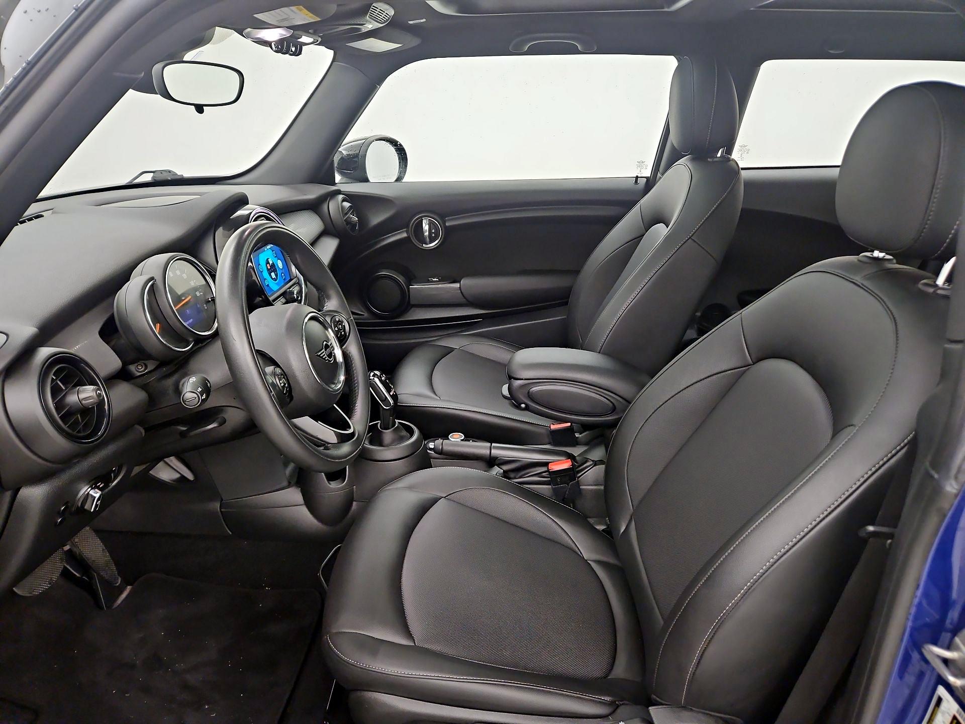 Thumbnail: 2021 MINI Cooper Hardtop - 11