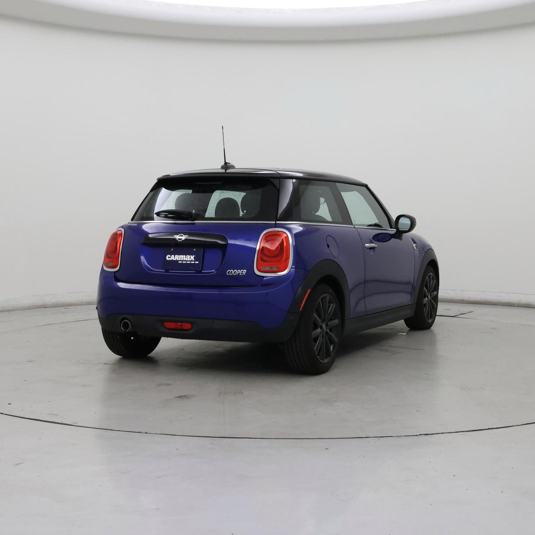Thumbnail: 2021 MINI Cooper Hardtop - 8