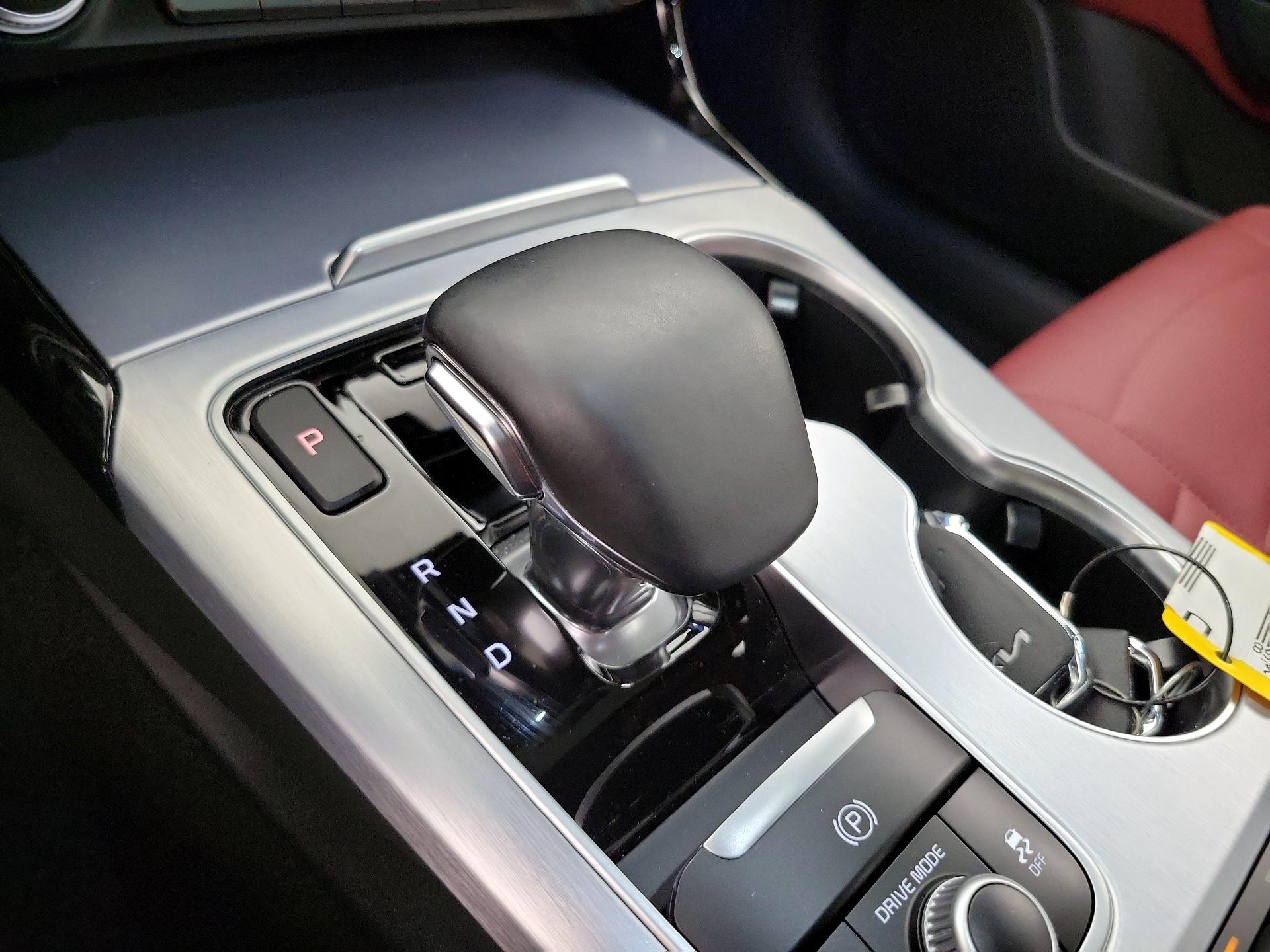 Thumbnail: 2023 Kia Stinger - 16