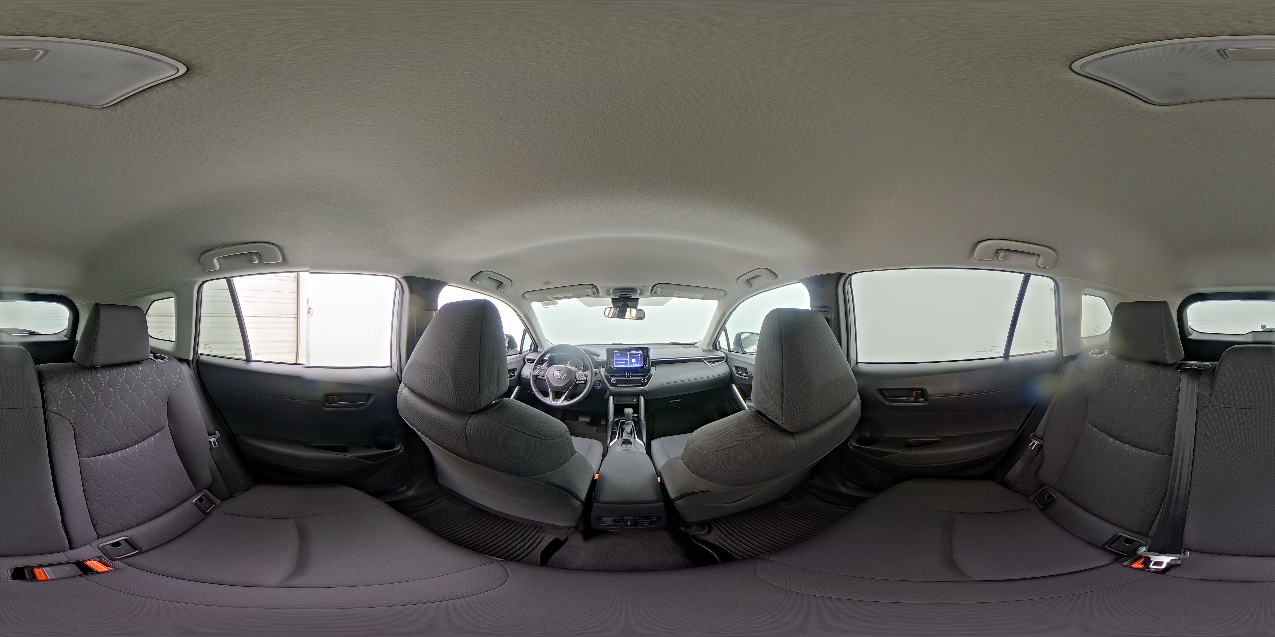 2022 Toyota Corolla Cross LE - Photo 25