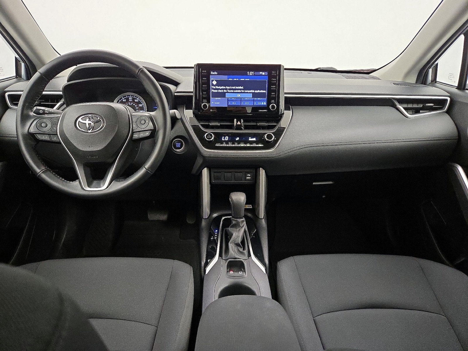 2022 Toyota Corolla Cross LE - Photo 10