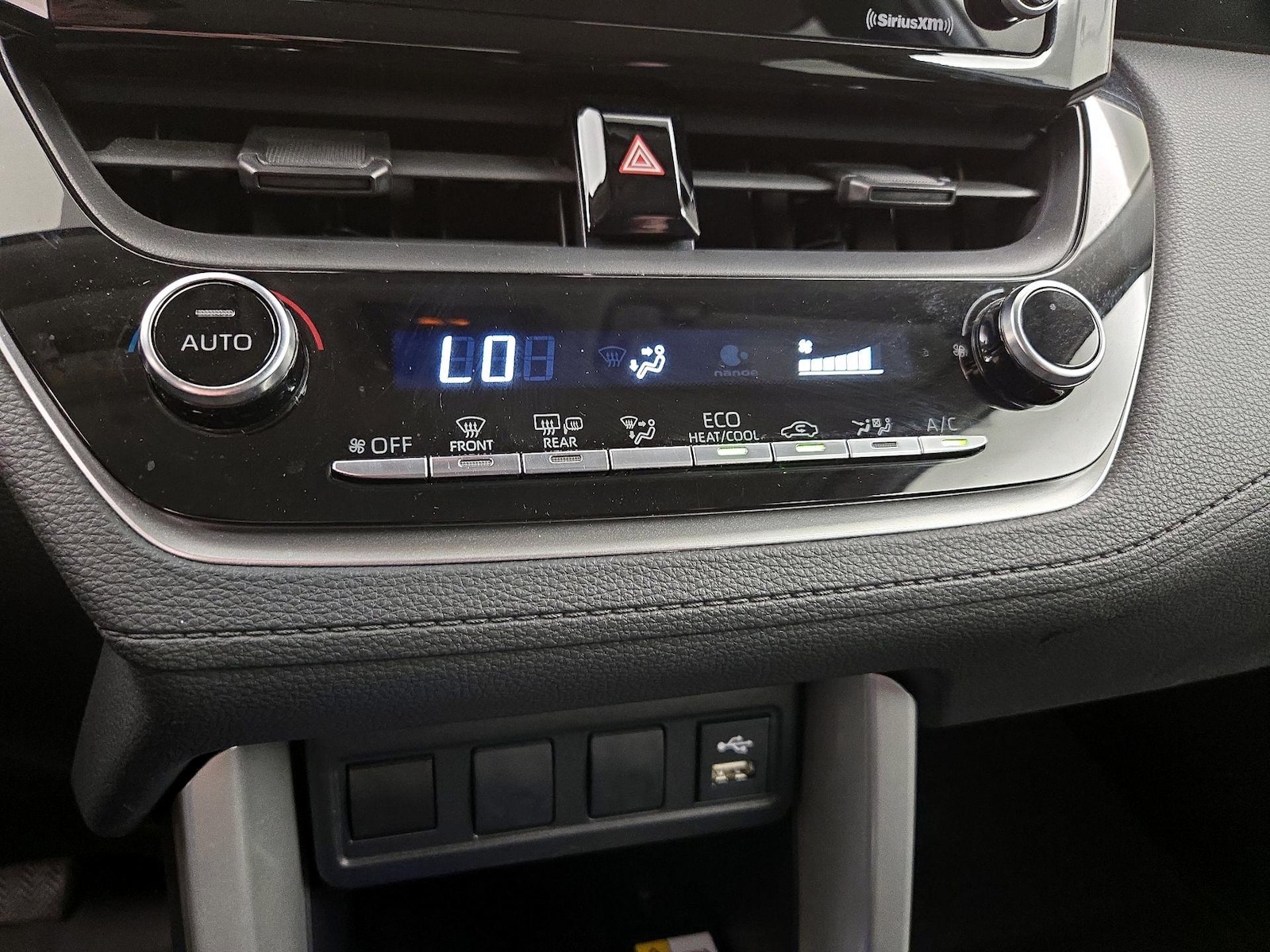 2022 Toyota Corolla Cross LE - Photo 17
