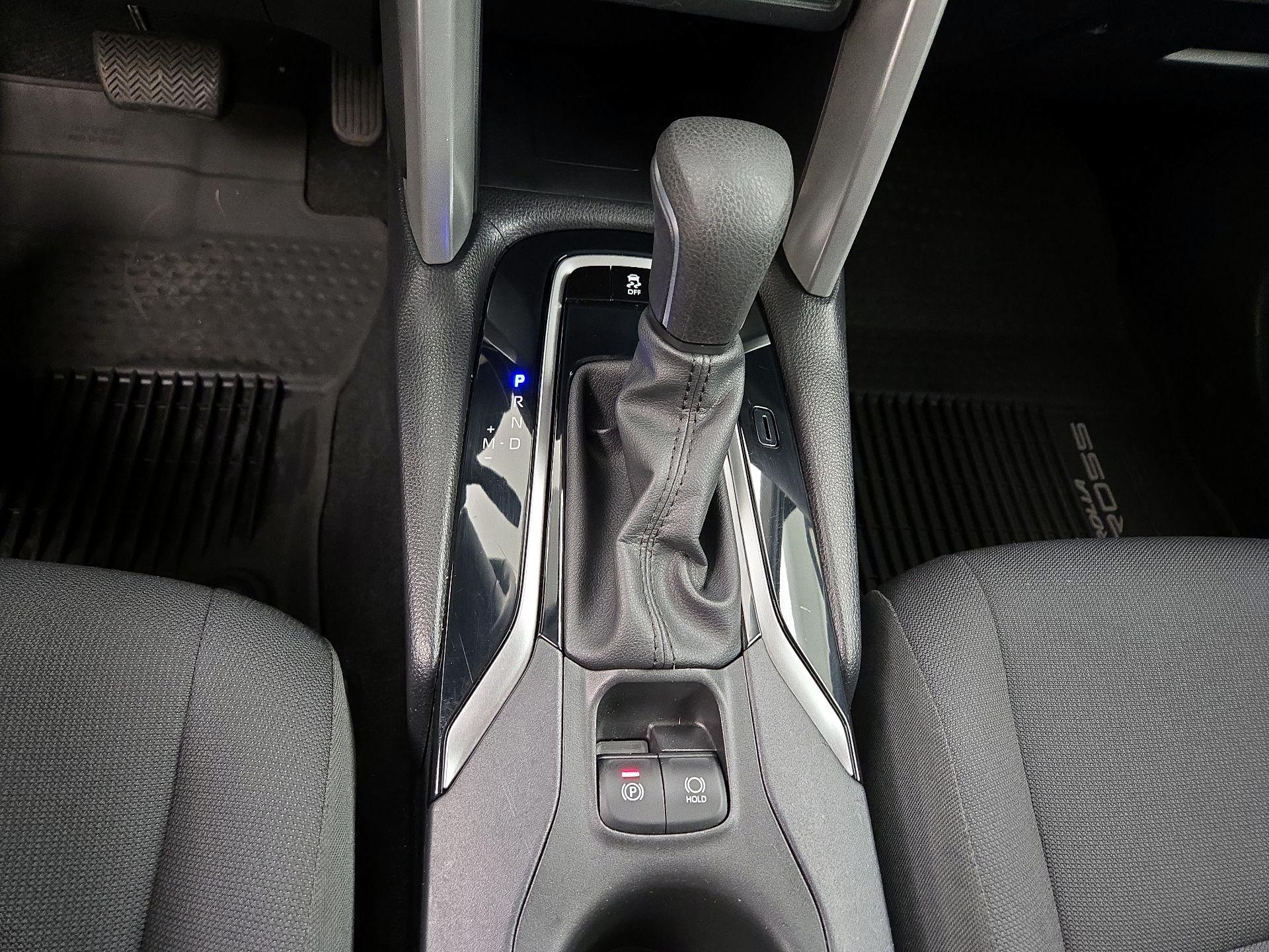 Thumbnail: 2022 Toyota Corolla Cross - 17