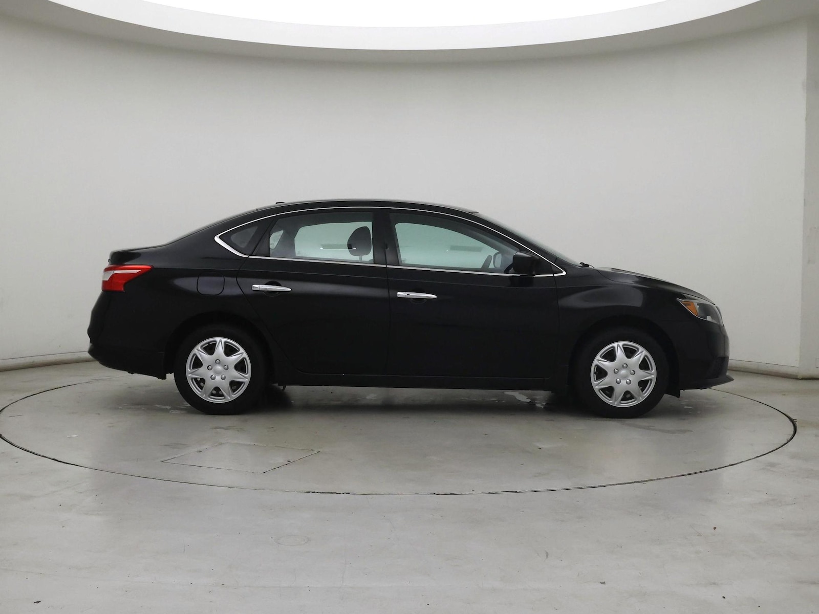 2017 Nissan Sentra SV - Photo 8