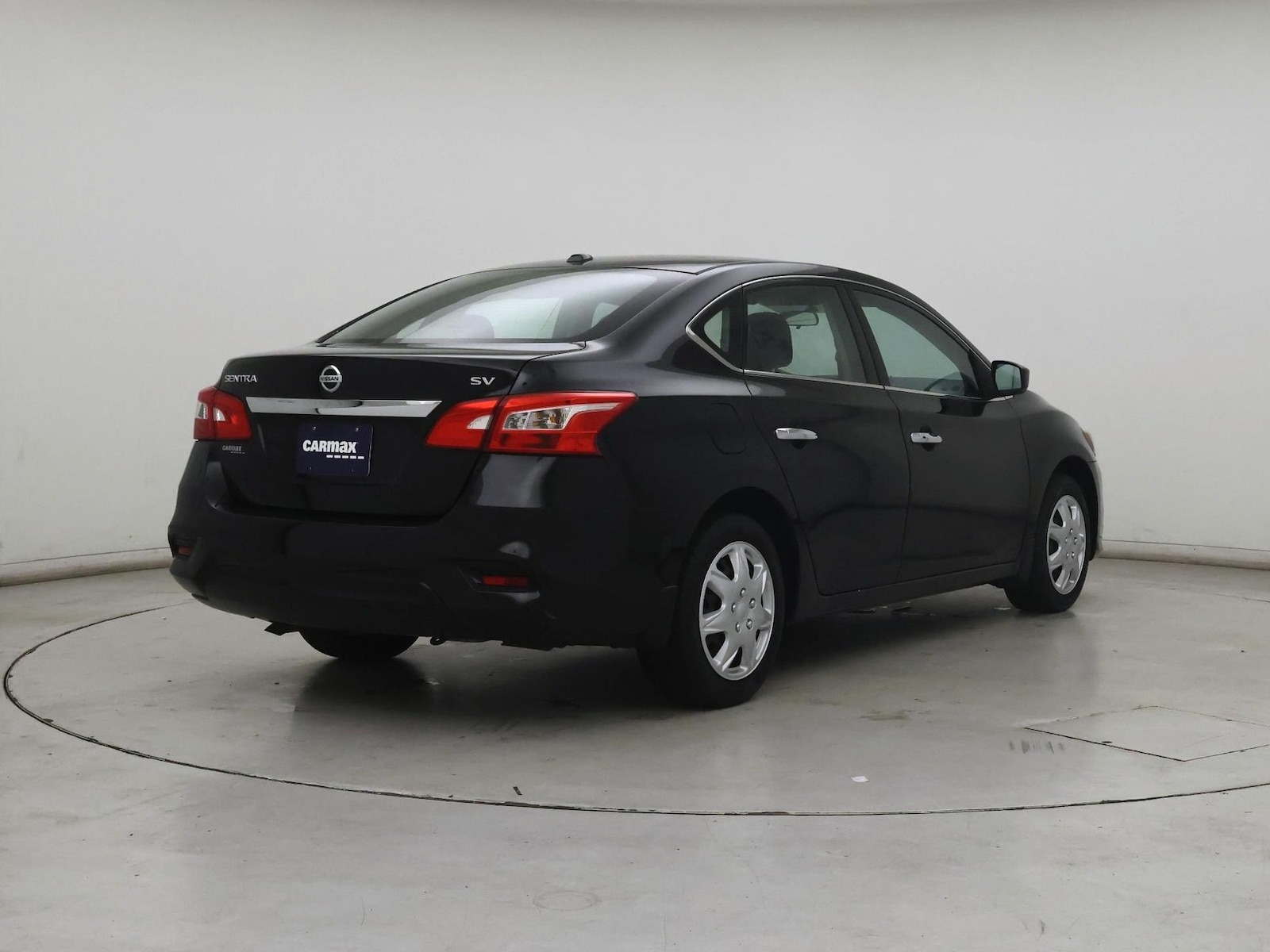 2017 Nissan Sentra SV - Photo 9
