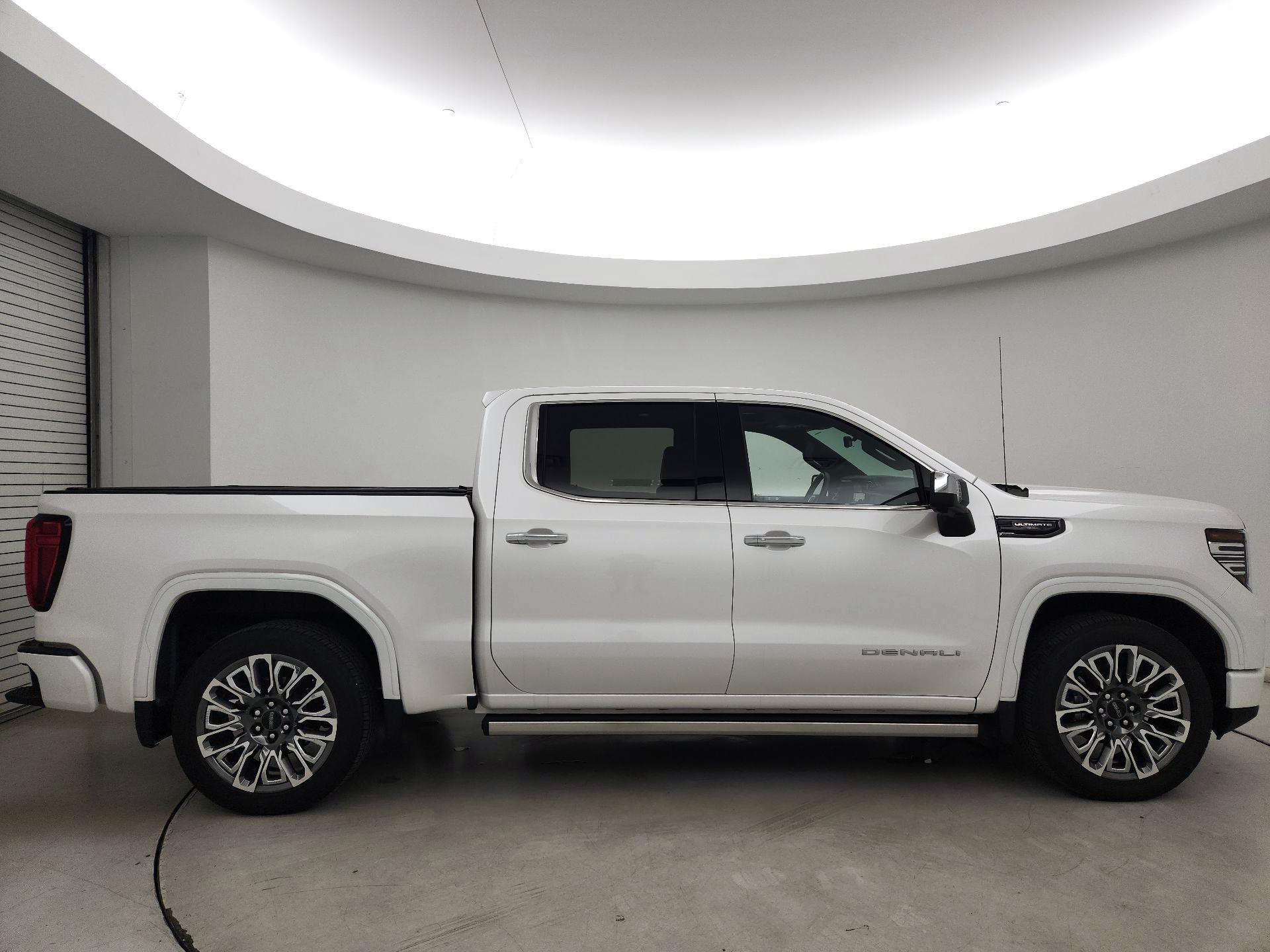 Thumbnail: 2024 GMC Sierra 1500 - 4