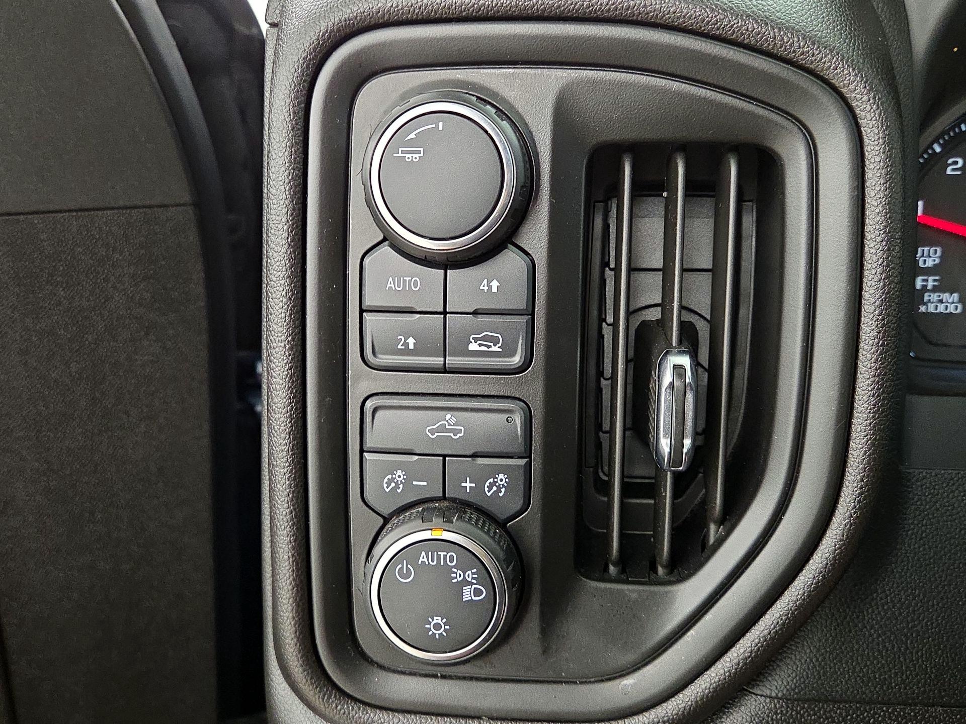 Thumbnail: 2024 Chevrolet Silverado 1500 - 13