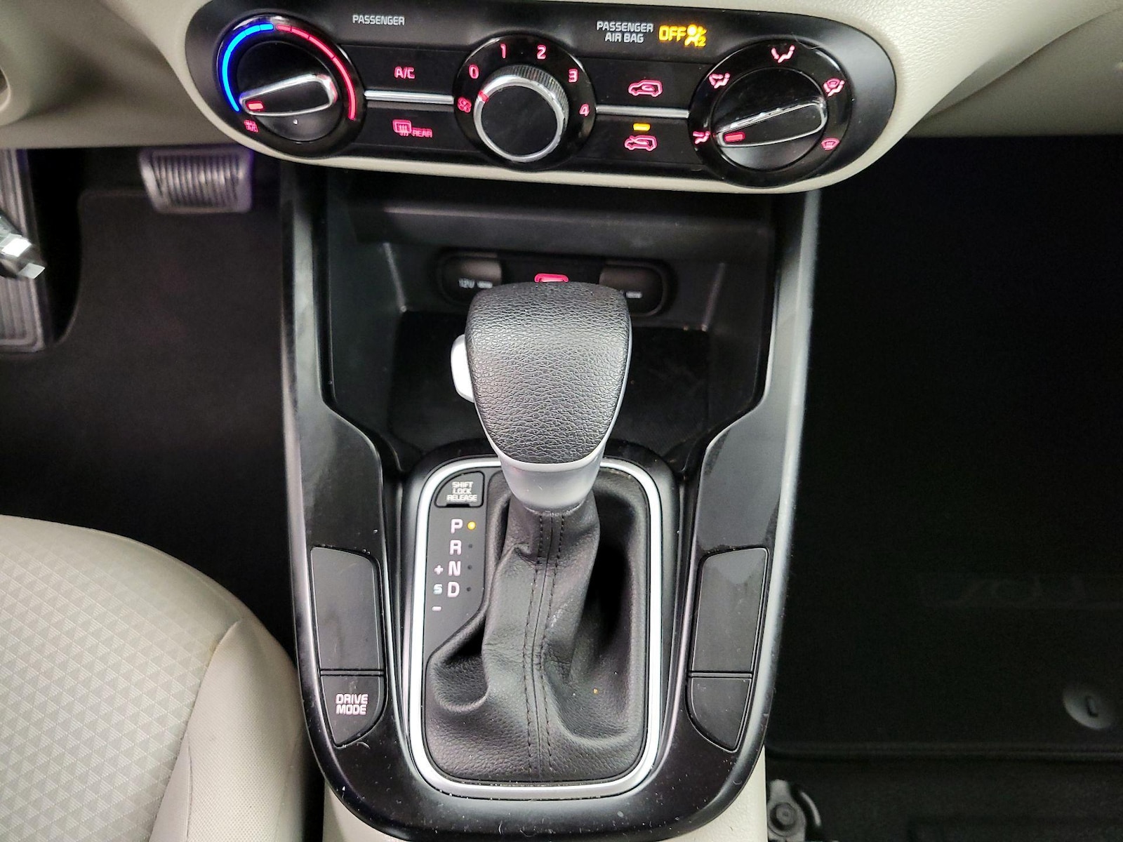 Photo 18