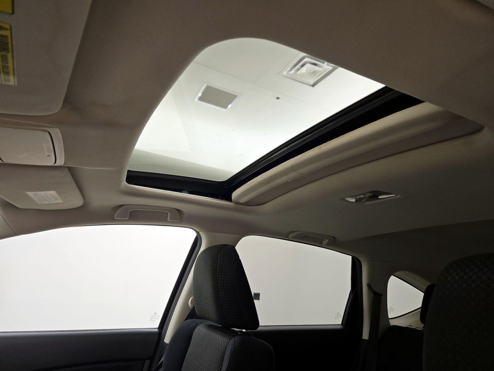 Sunroof(s) & Overhead Airbags