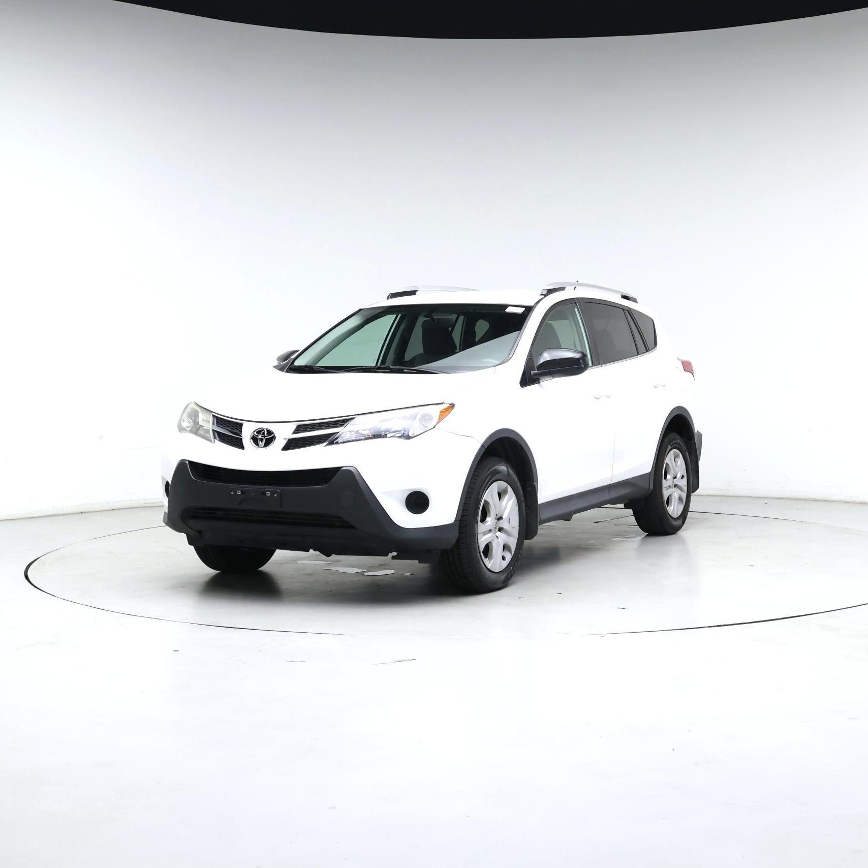 Thumbnail: 2015 Toyota RAV4 - 4