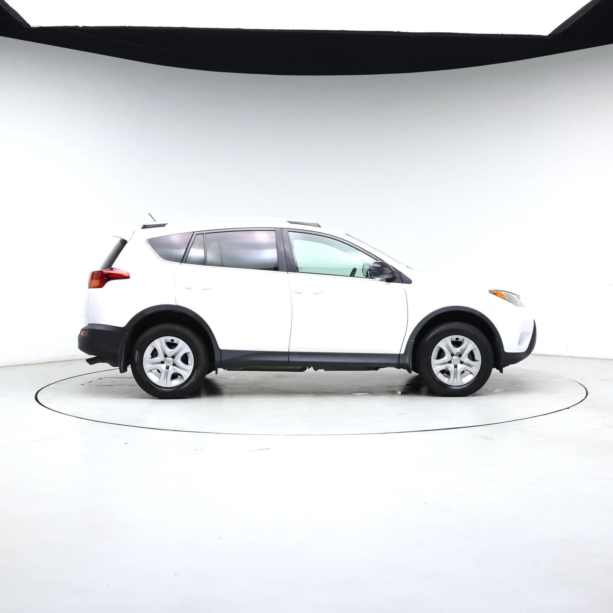 Thumbnail: 2015 Toyota RAV4 - 7