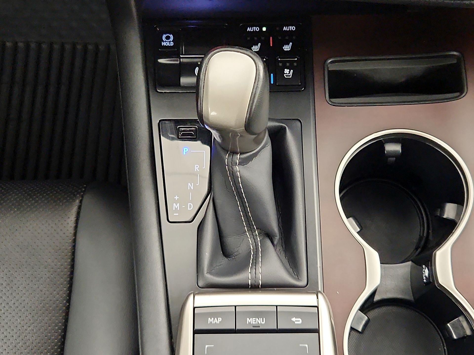 Thumbnail: 2022 Lexus RX - 18
