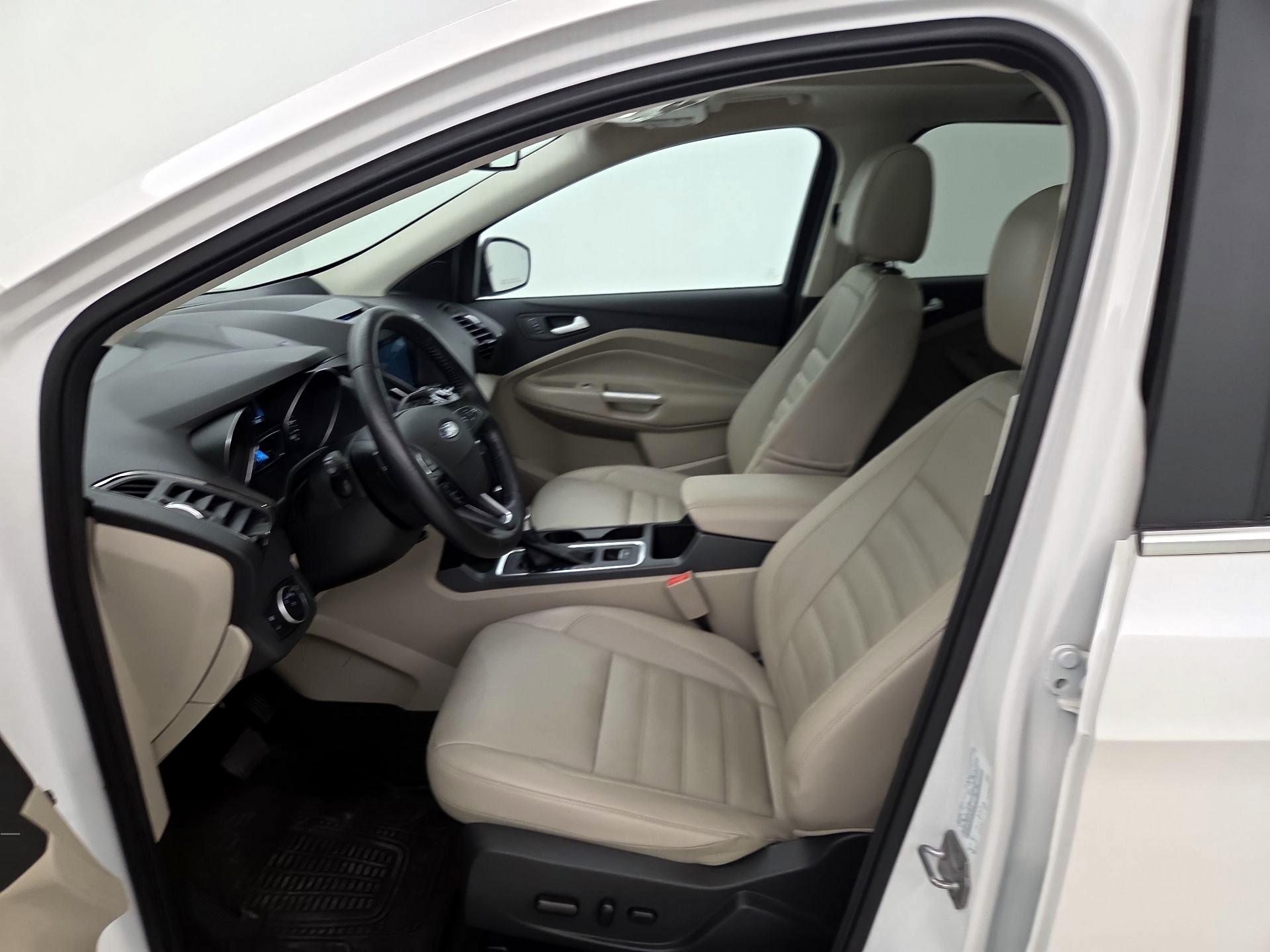 Thumbnail: 2017 Ford Escape - 11