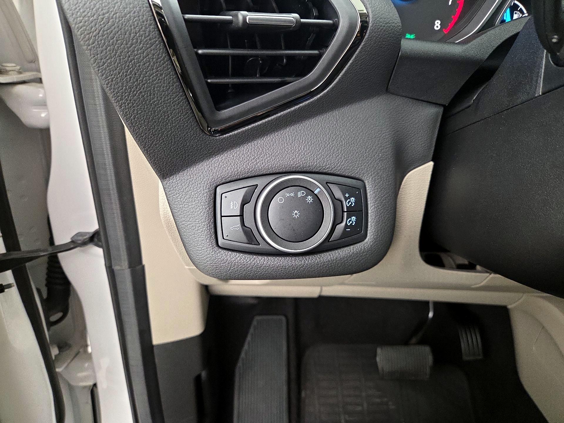Thumbnail: 2017 Ford Escape - 13