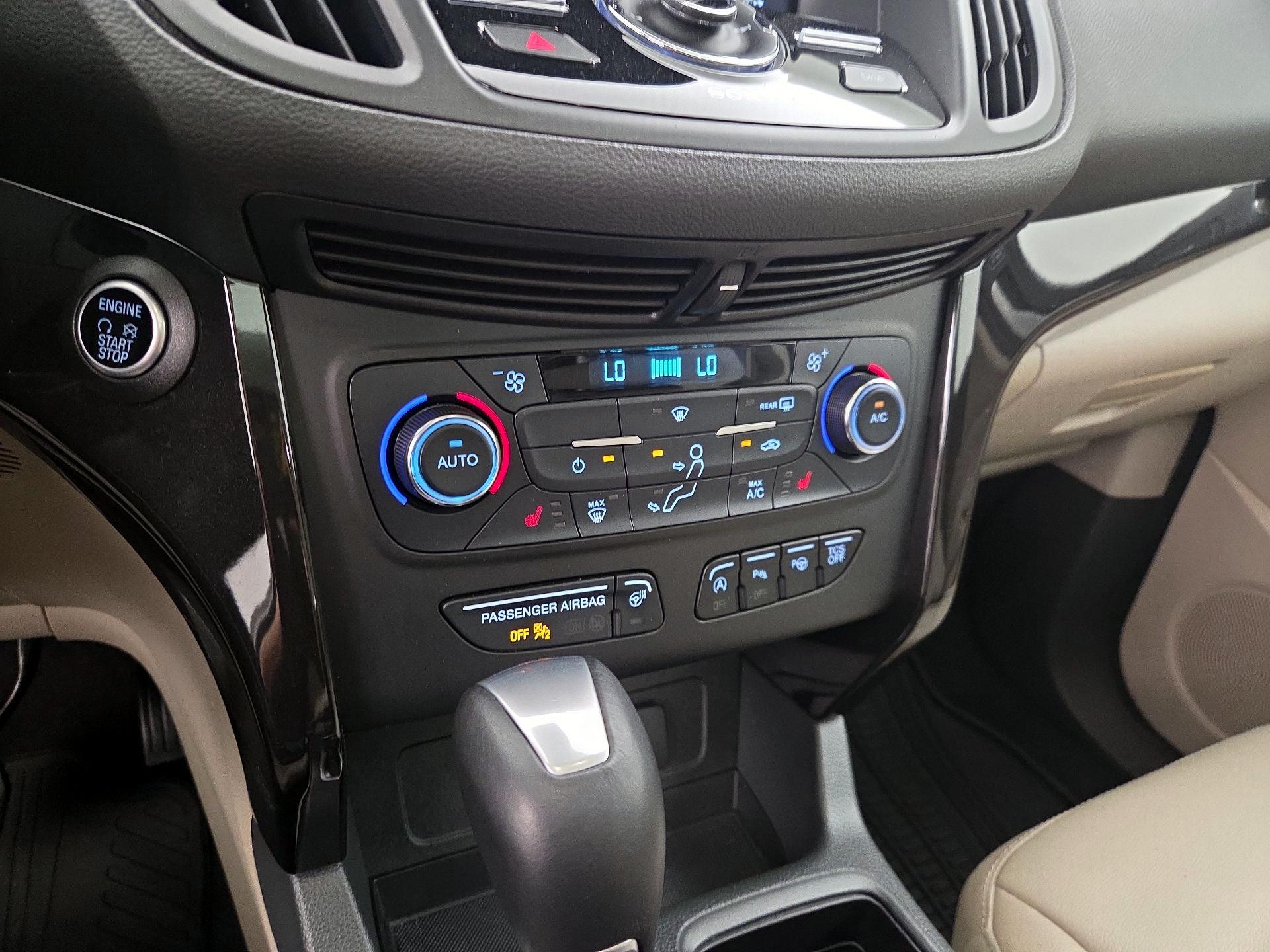 Thumbnail: 2017 Ford Escape - 17