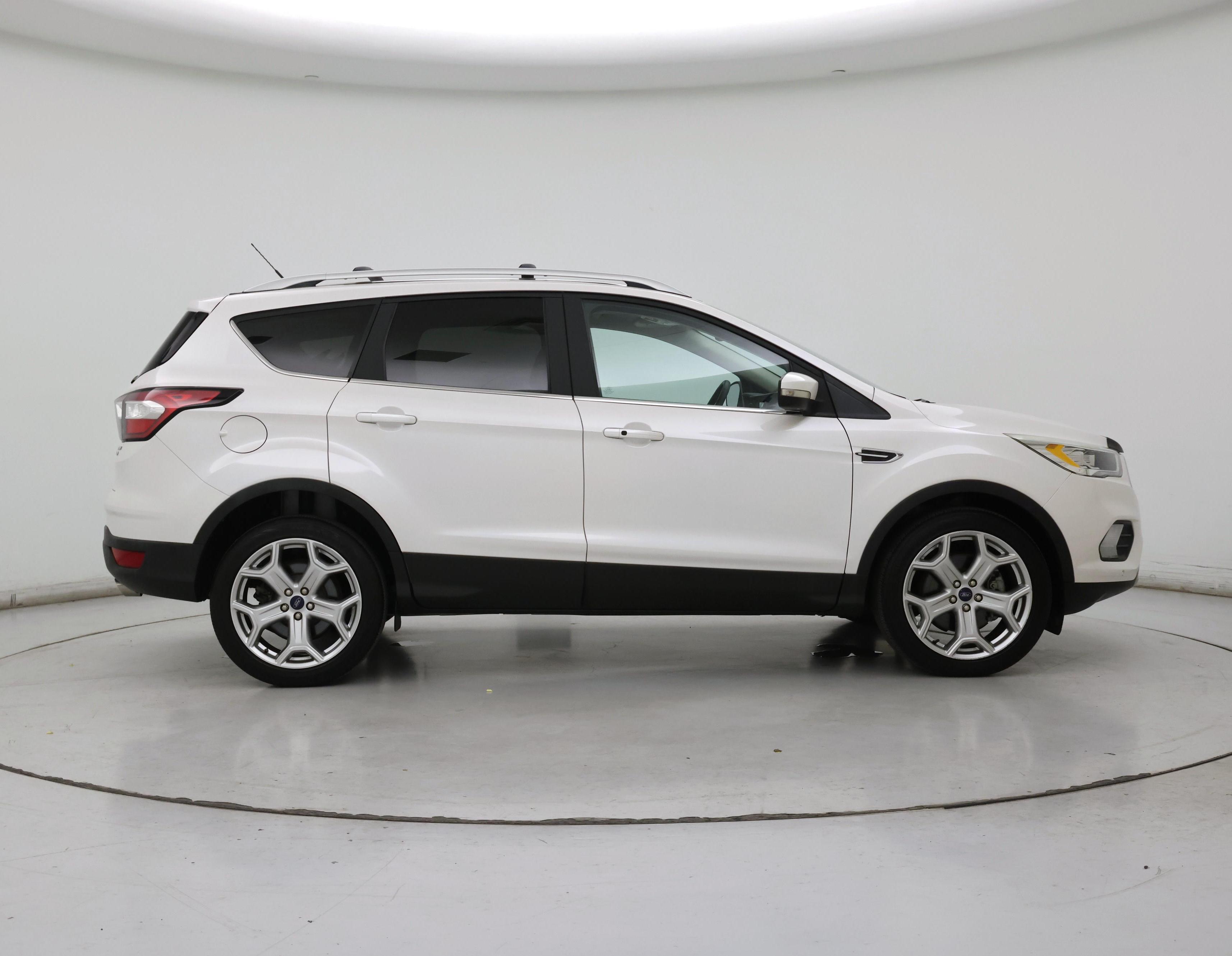 Thumbnail: 2017 Ford Escape - 7