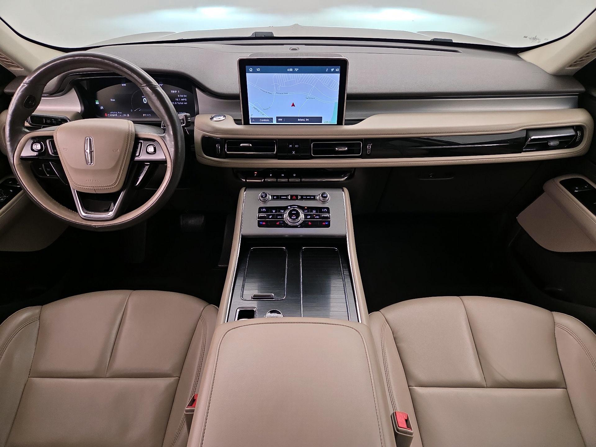 Thumbnail: 2020 Lincoln Aviator - 9