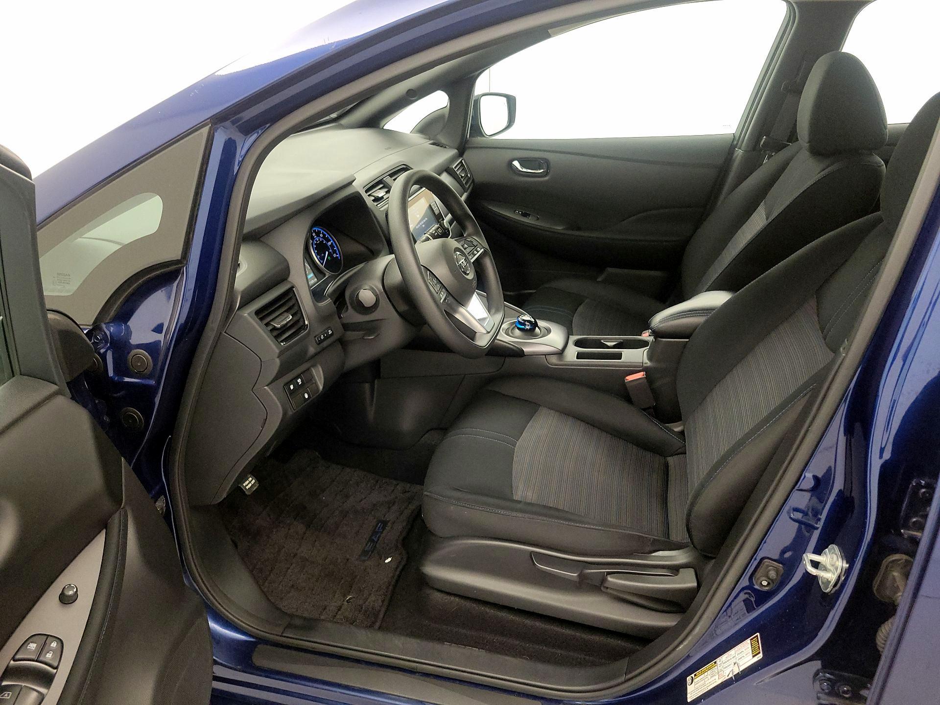 Thumbnail: 2021 Nissan Leaf - 11