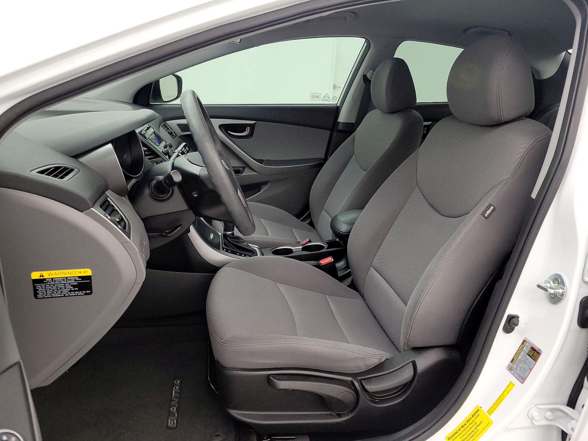 Thumbnail: 2015 Hyundai Elantra - 11