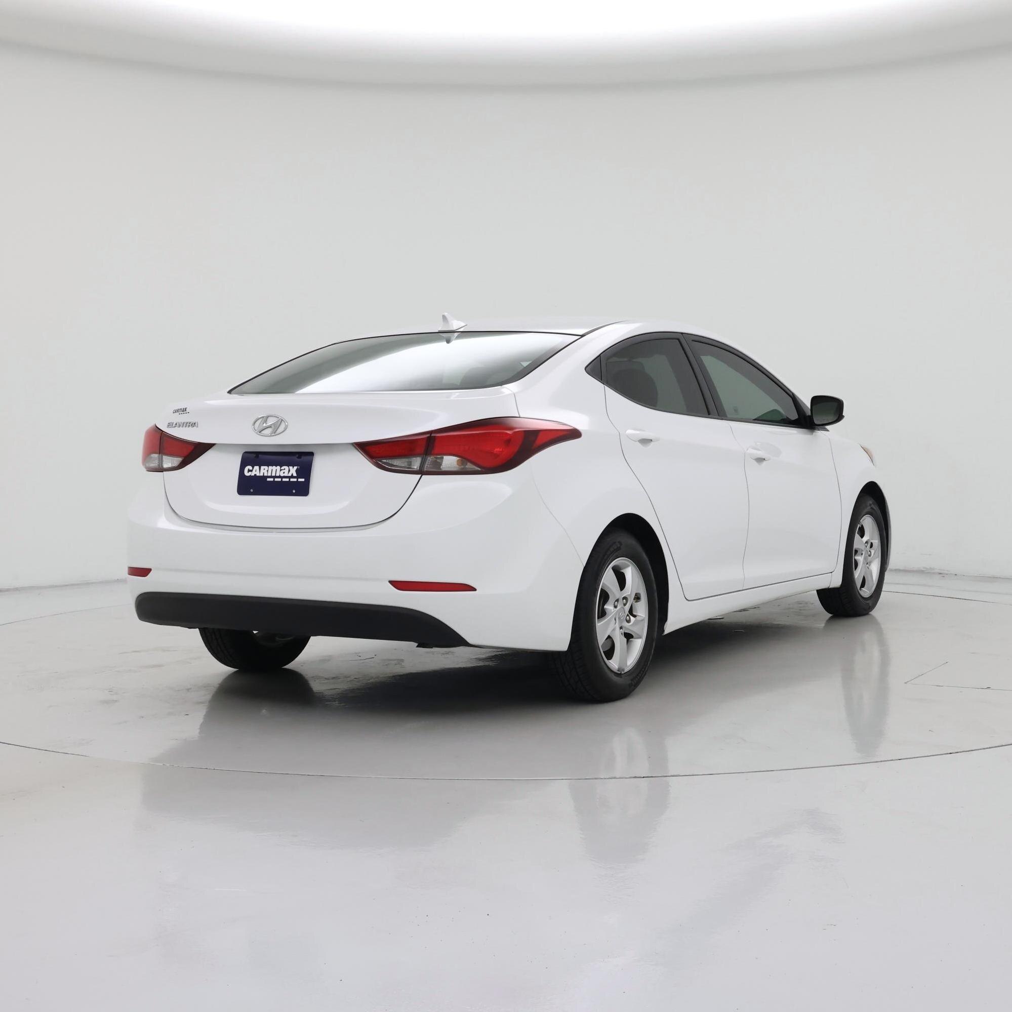 Thumbnail: 2015 Hyundai Elantra - 8