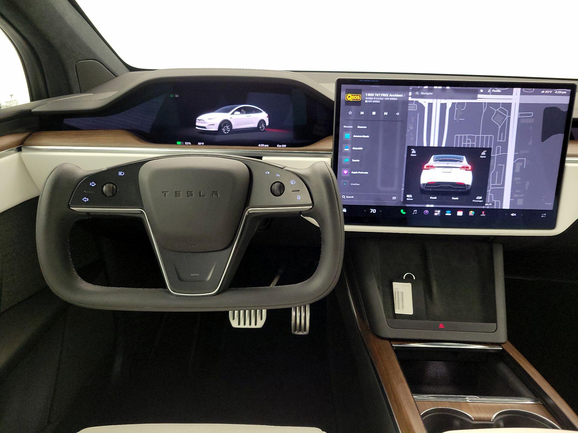 Thumbnail: 2023 Tesla Model X - 10