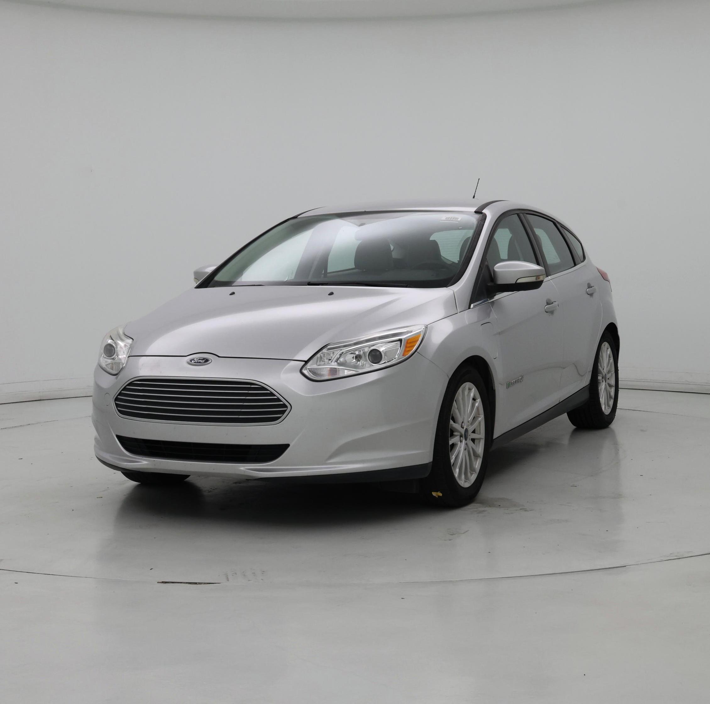 Thumbnail: 2017 Ford Focus - 4