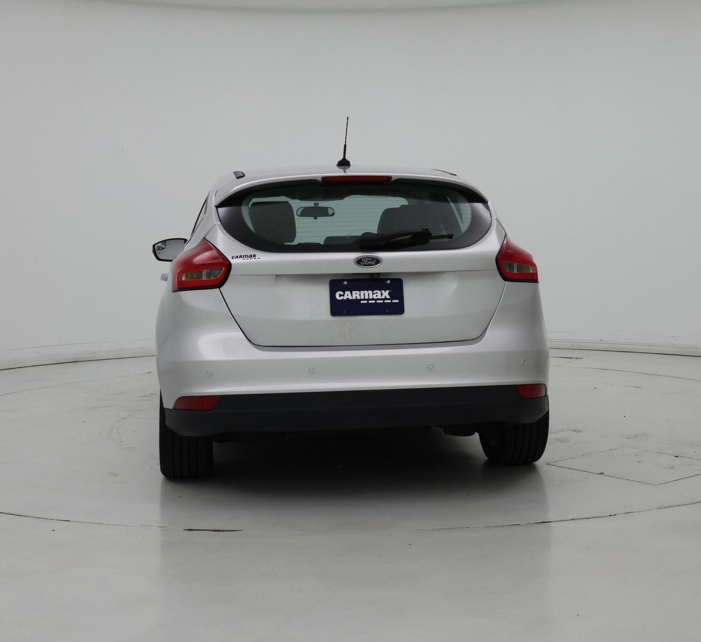 Thumbnail: 2017 Ford Focus - 6