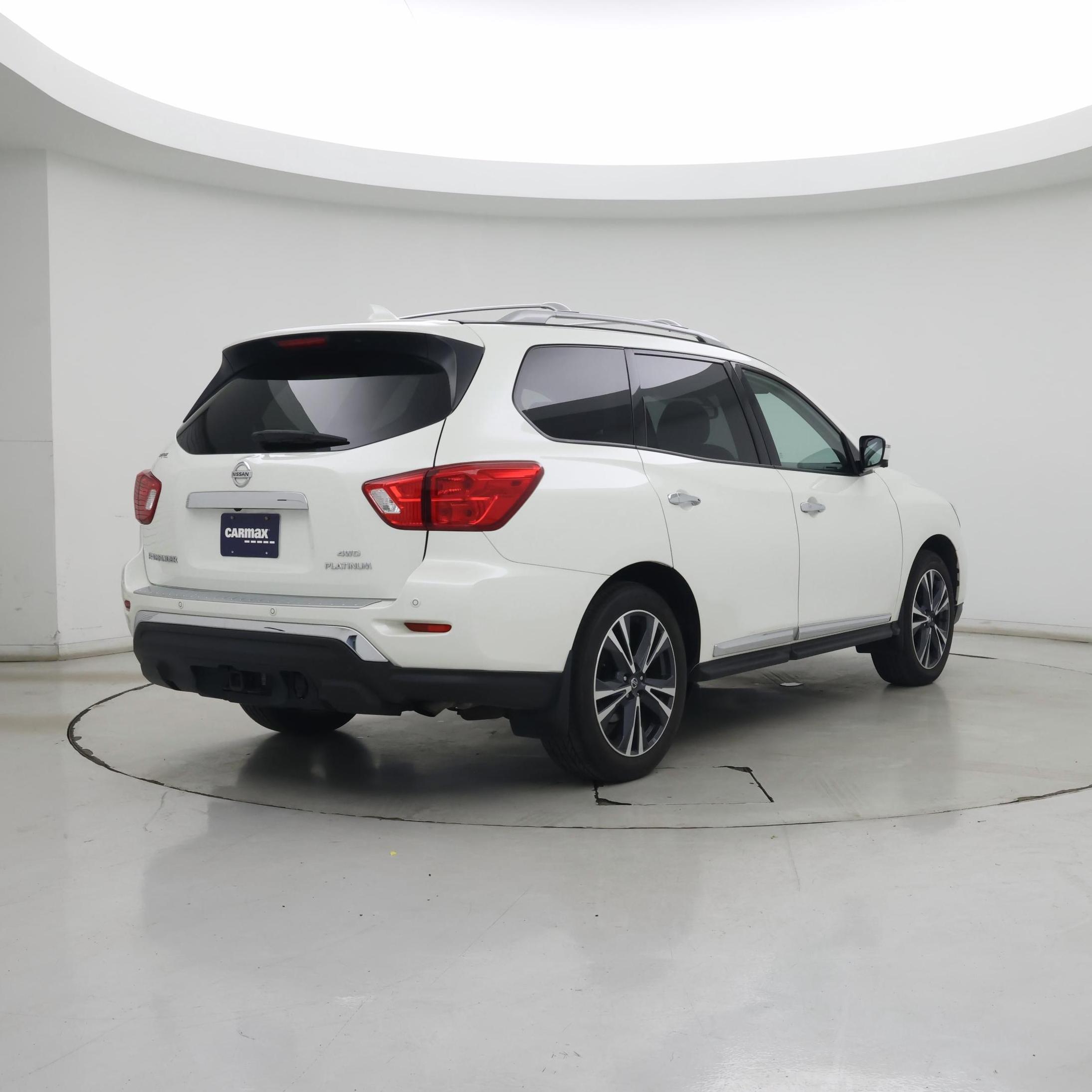 Thumbnail: 2020 Nissan Pathfinder - 8